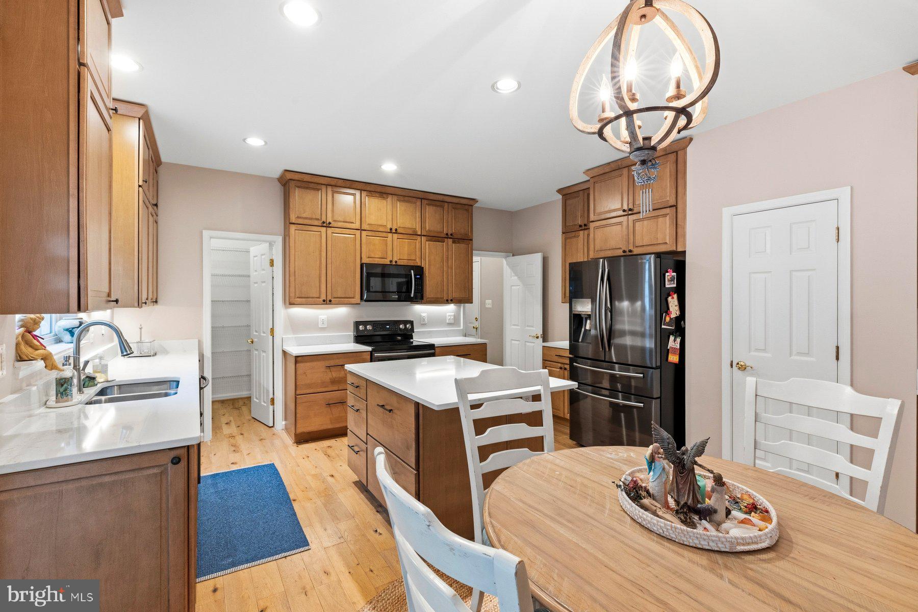 SAYBROOKE WOODS - Residential