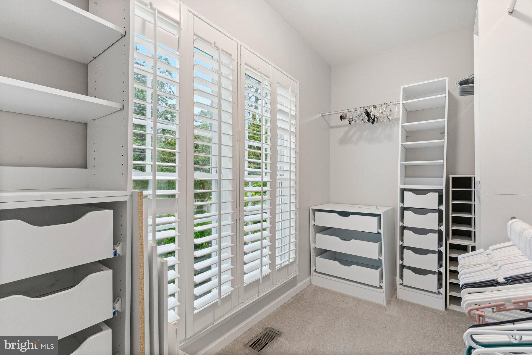 SAYBROOKE WOODS - Residential