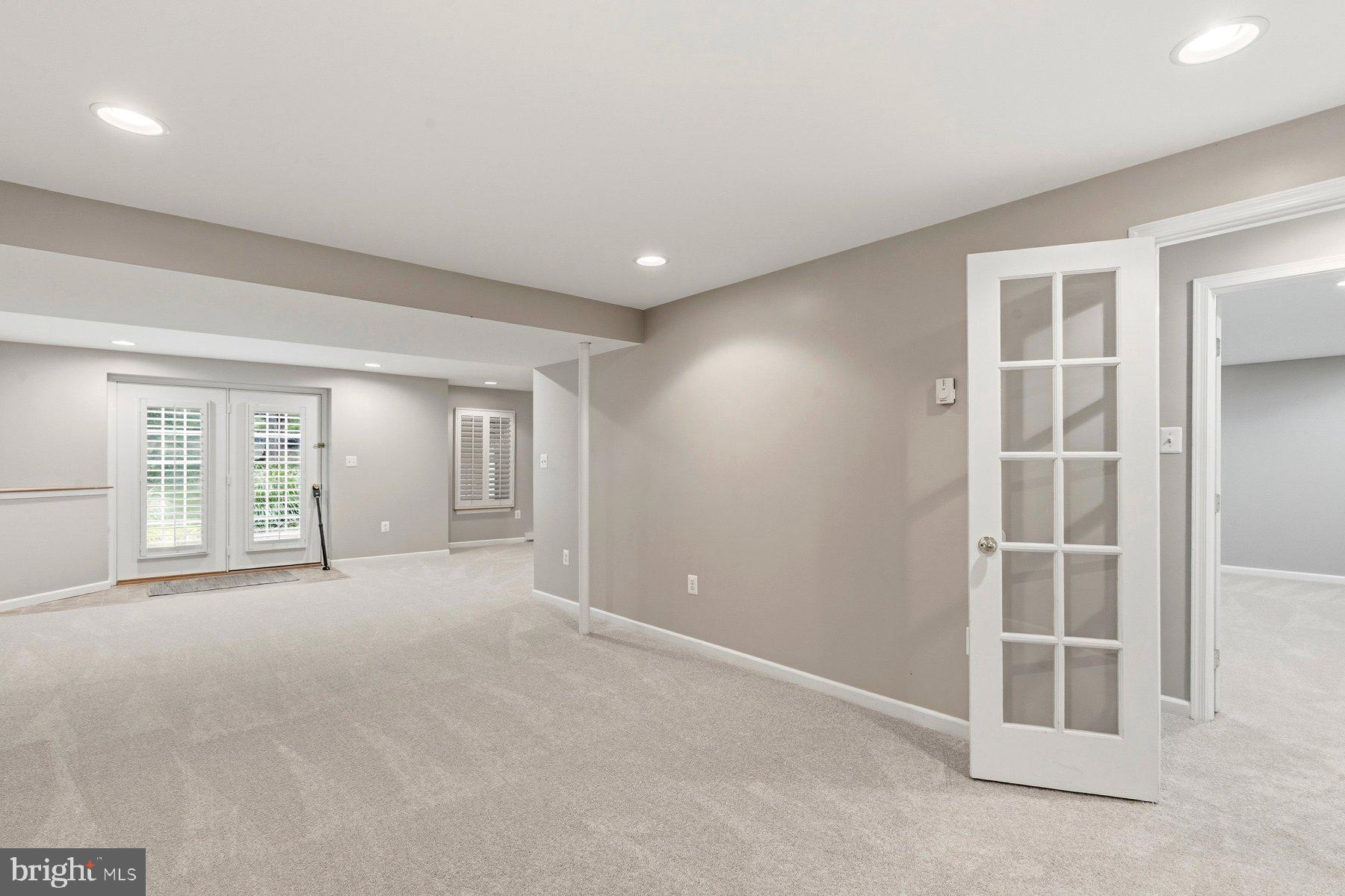 SAYBROOKE WOODS - Residential
