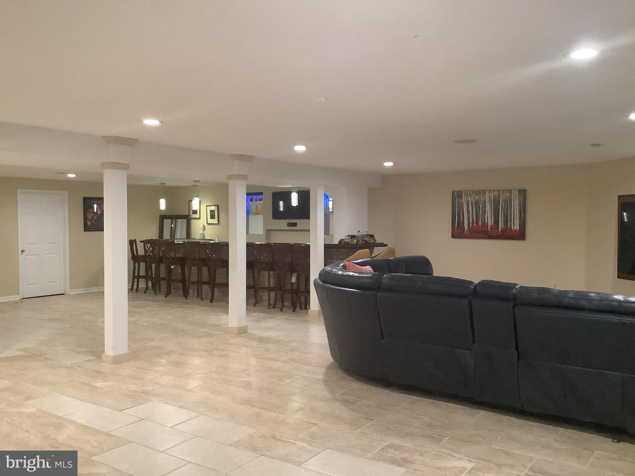 CROOM ACRES - Residential
