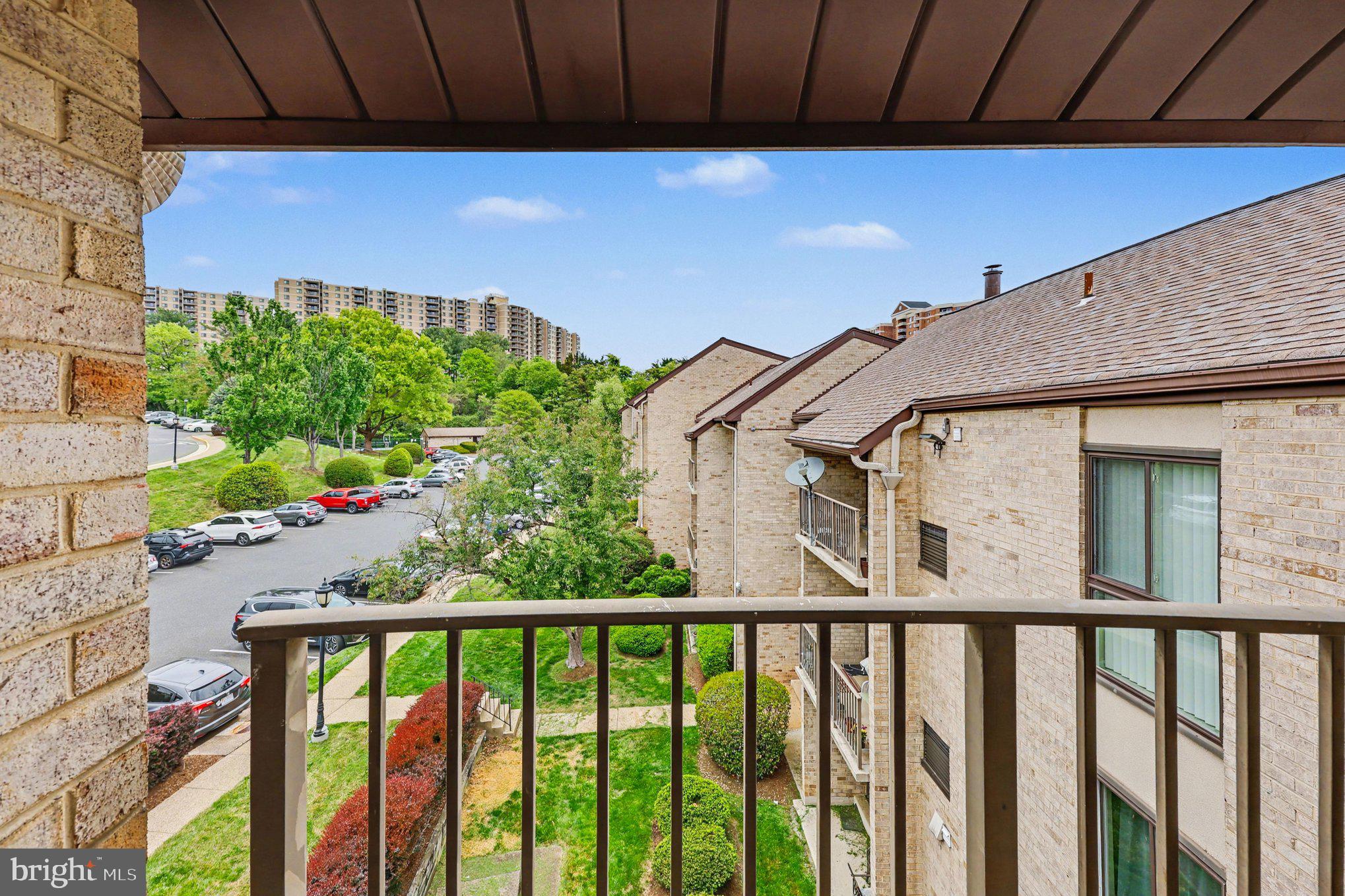 EDSALL BLUFF - Residential
