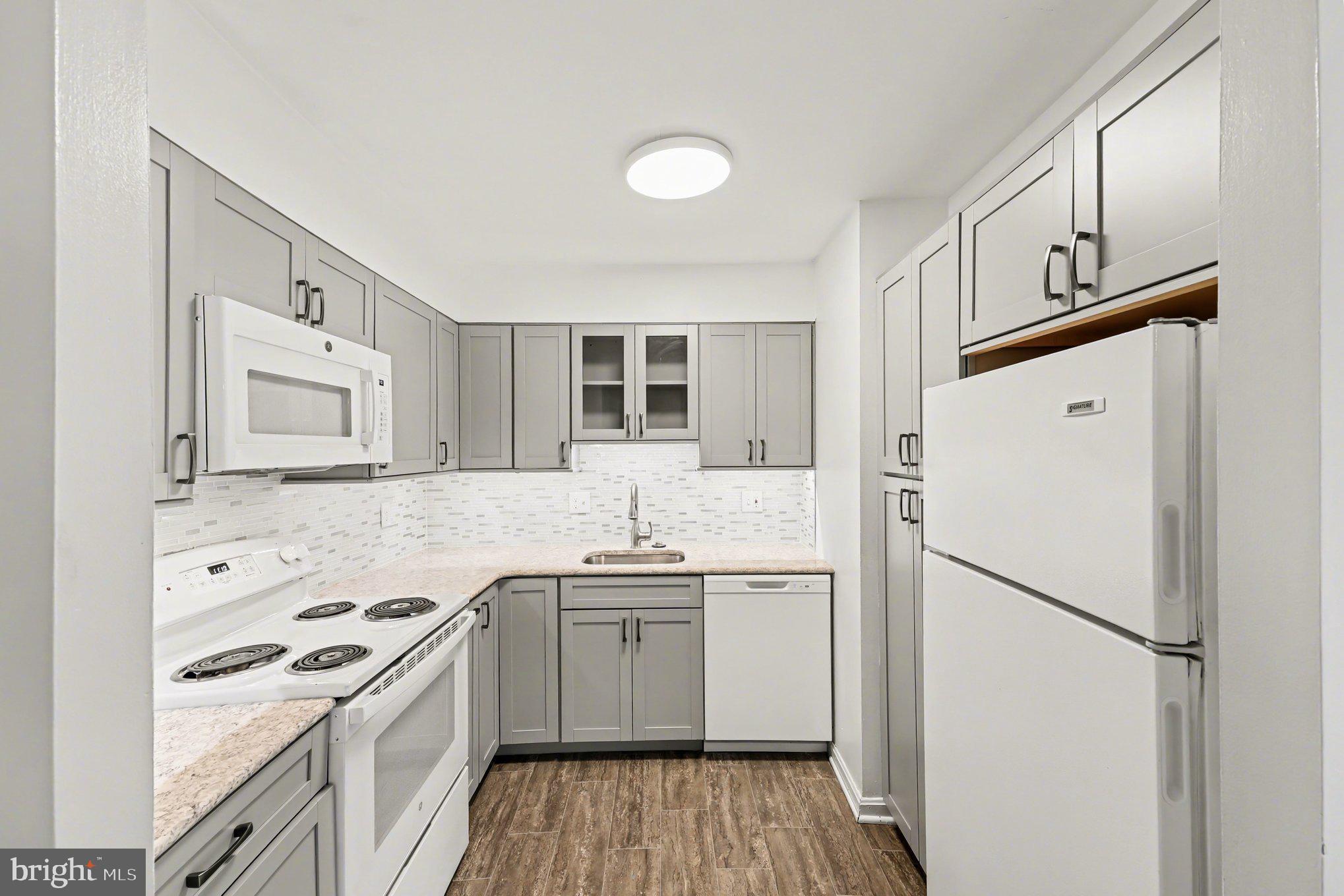 EDSALL BLUFF - Residential