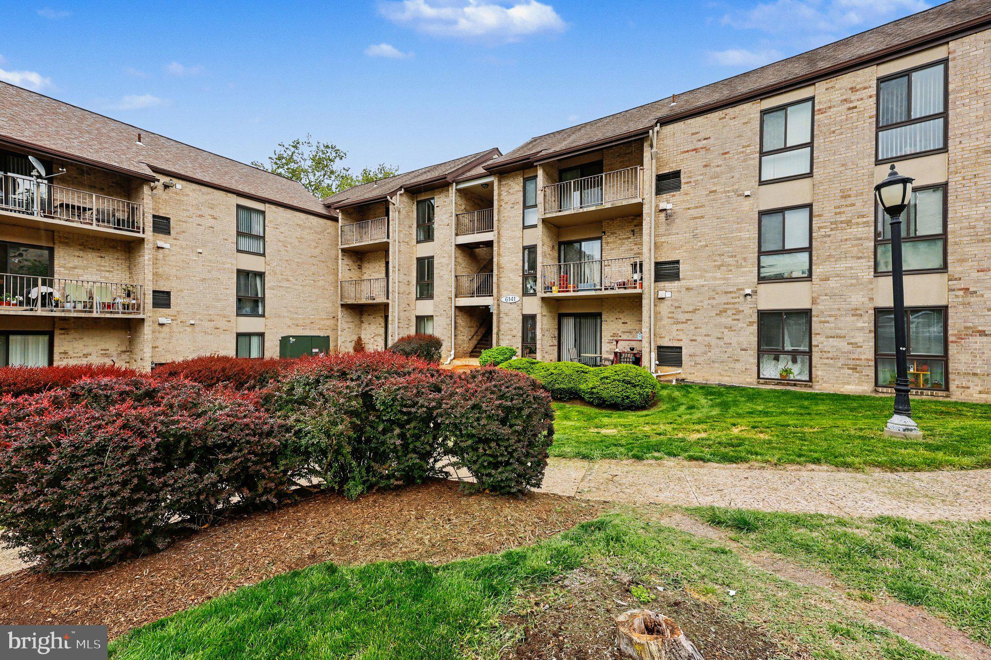EDSALL BLUFF - Residential