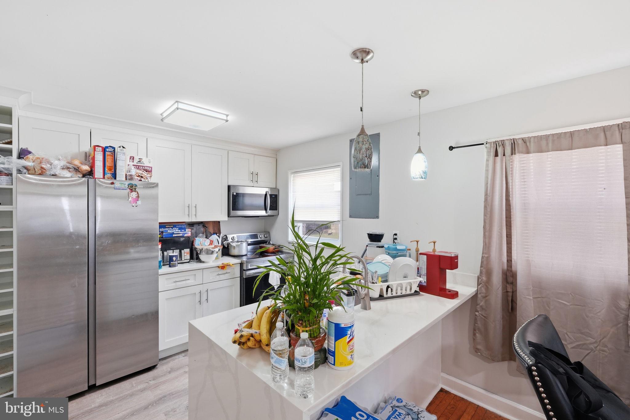 NORTH FORESTVILLE - Residential