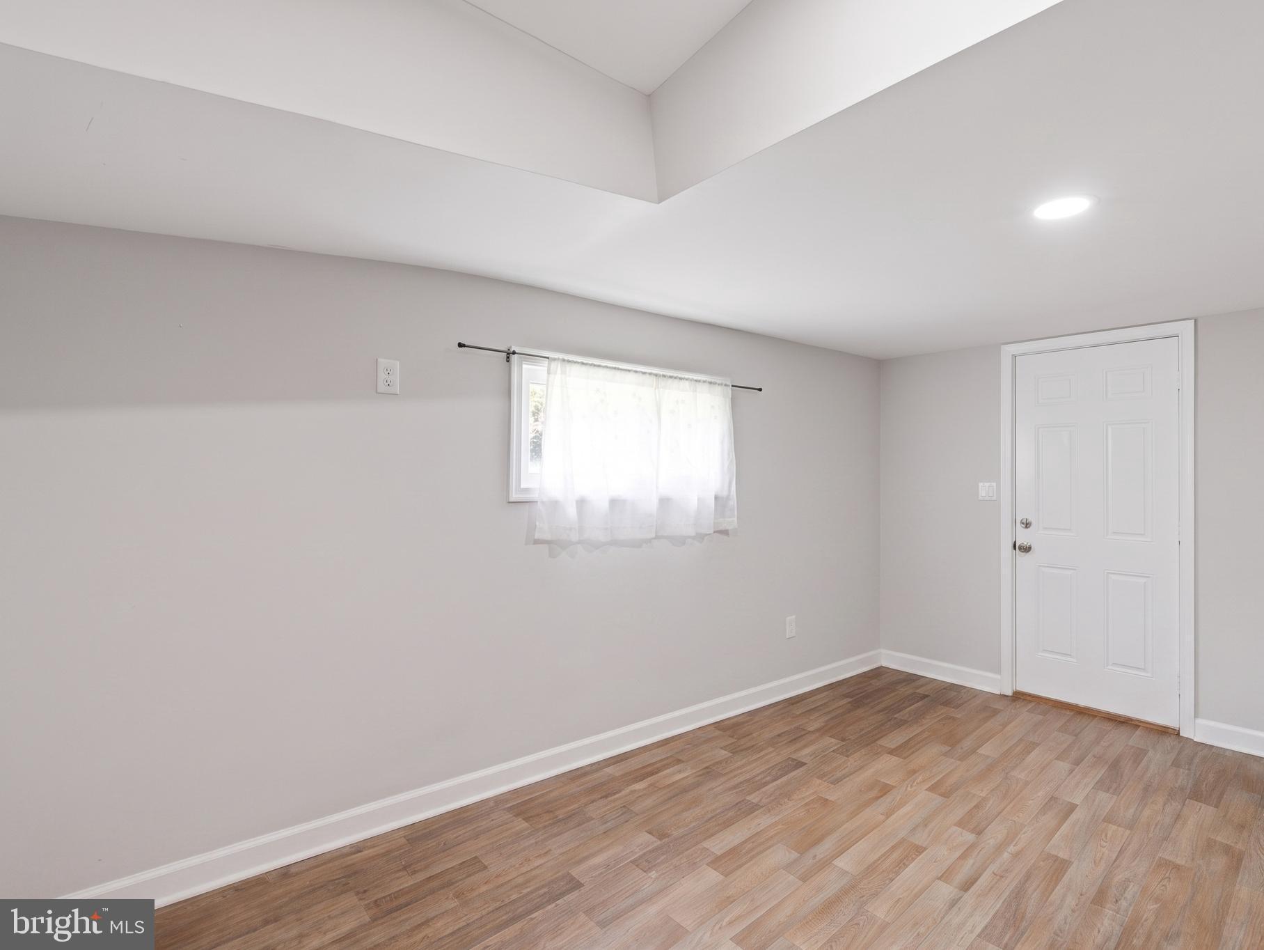 NORTH FORESTVILLE - Residential