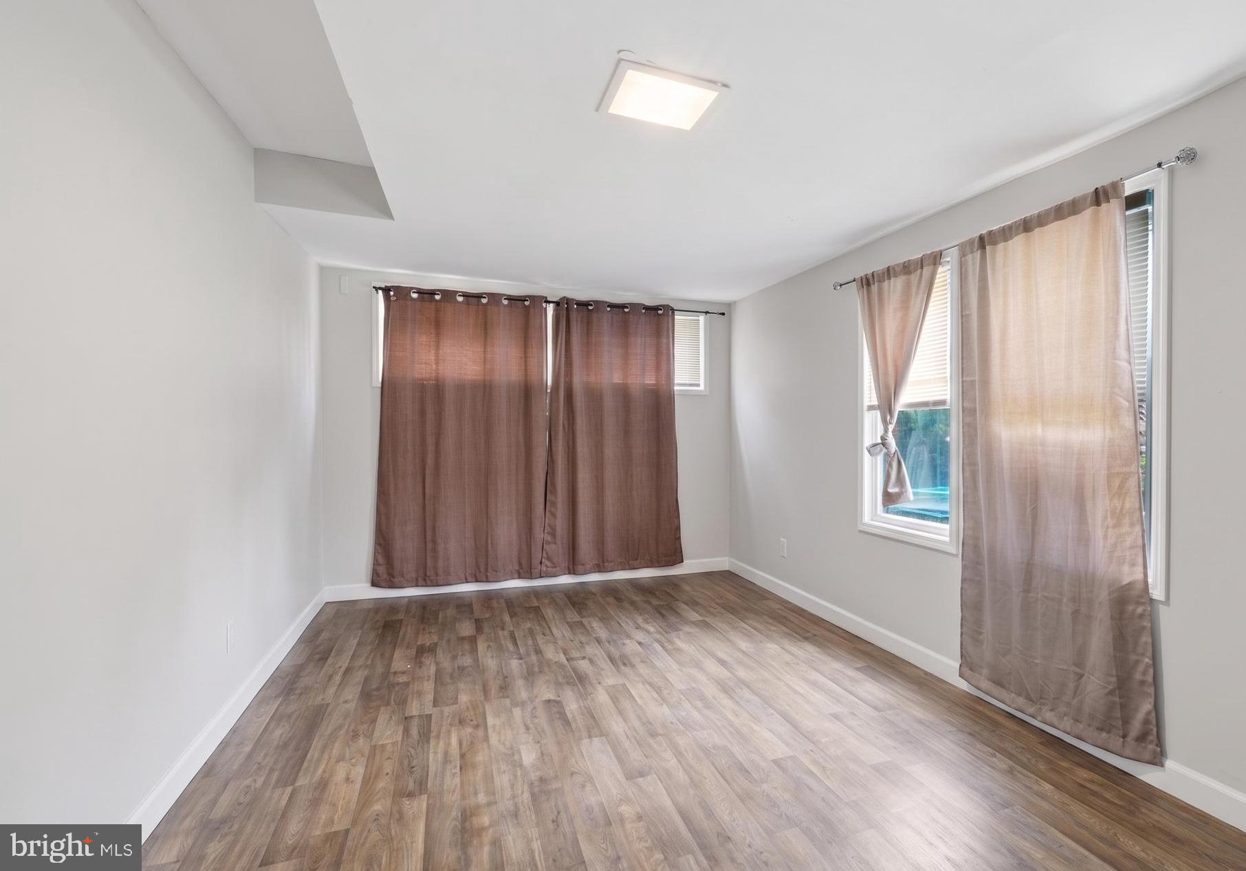 NORTH FORESTVILLE - Residential