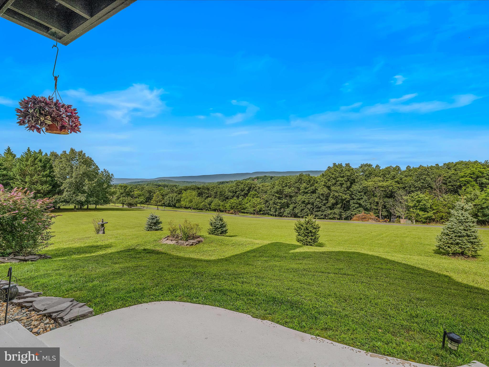 TOP MEADOW - Residential