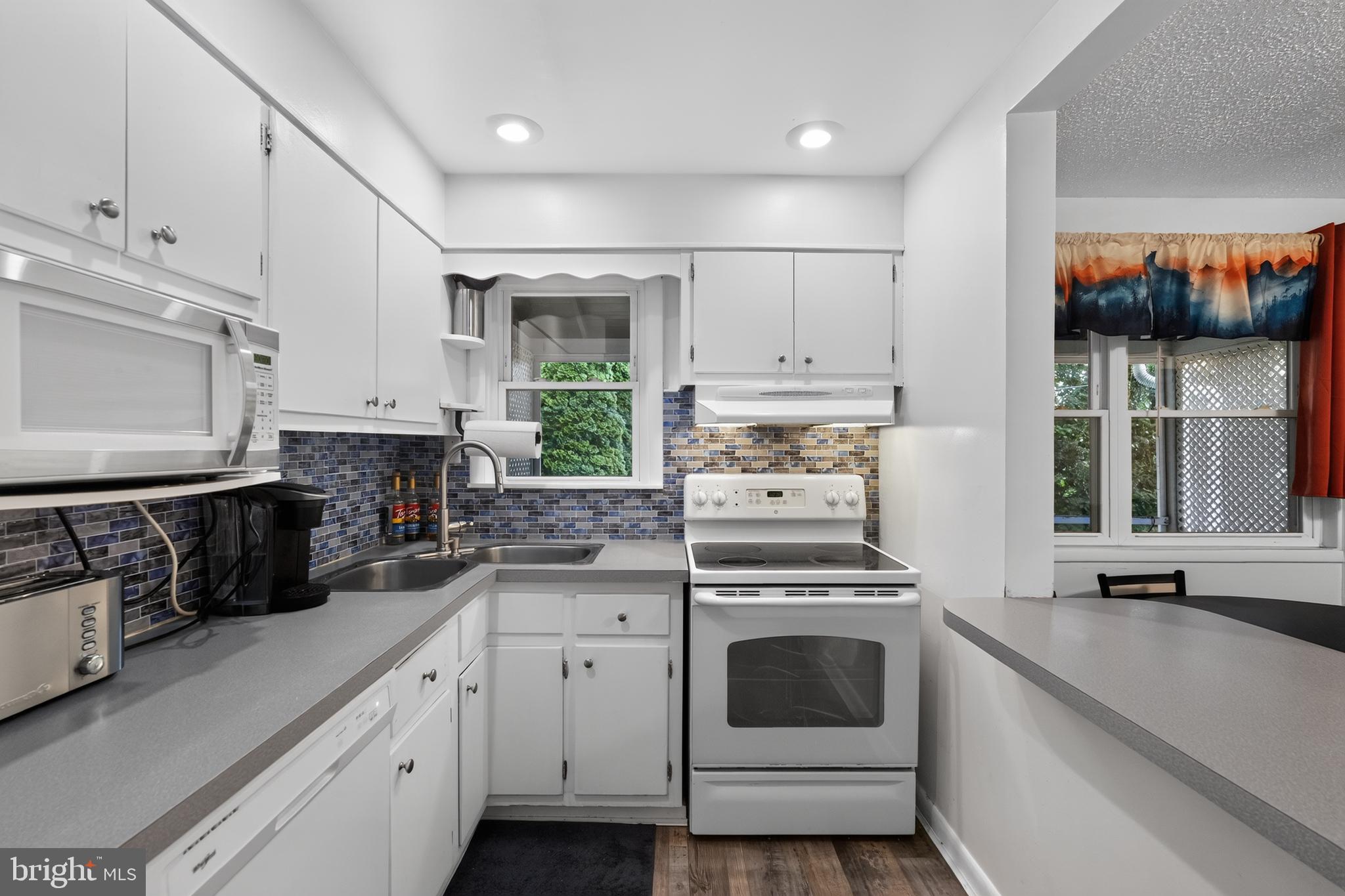SWARTHMOREWOOD - Residential