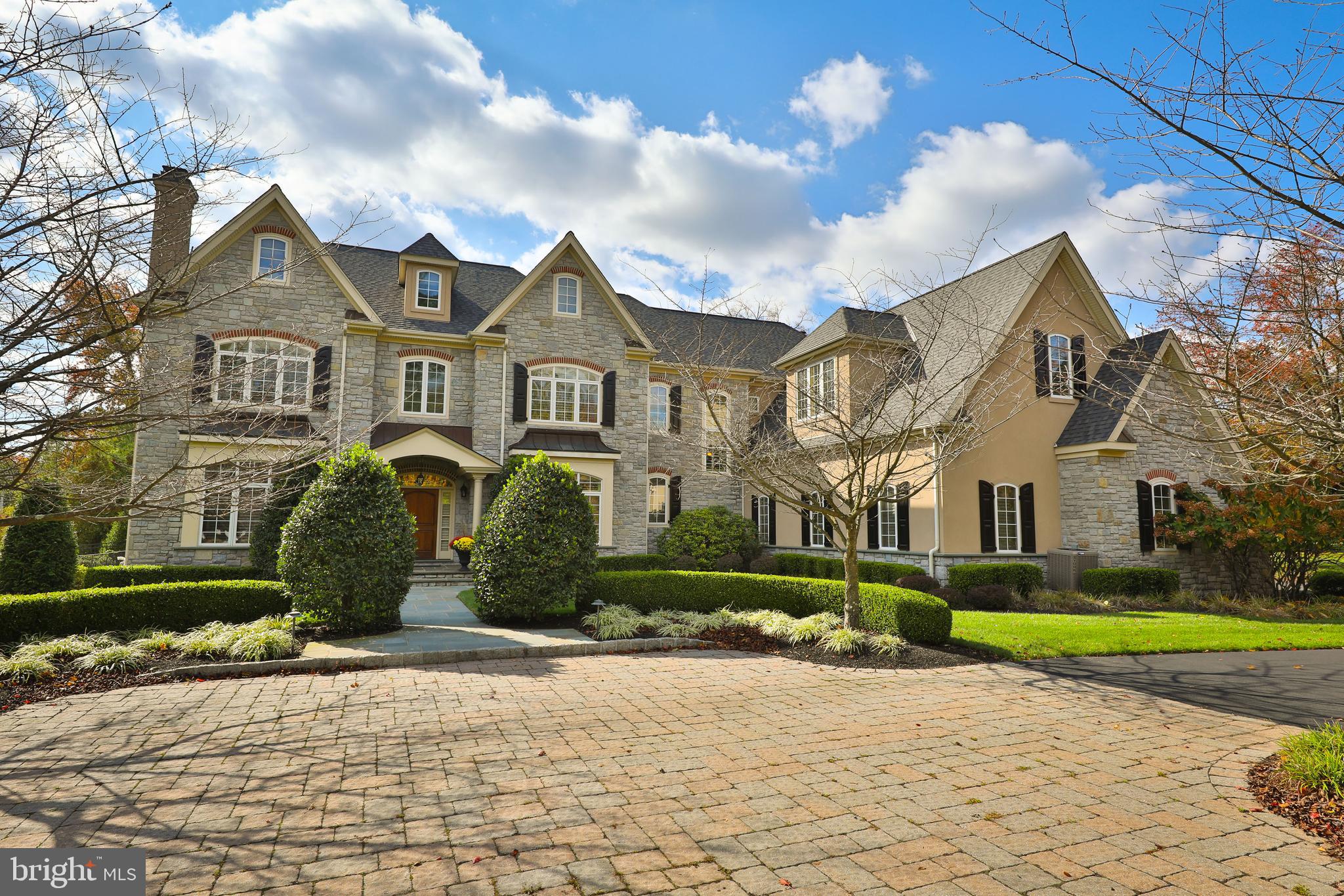 WOODFIELD AT B B - Residential