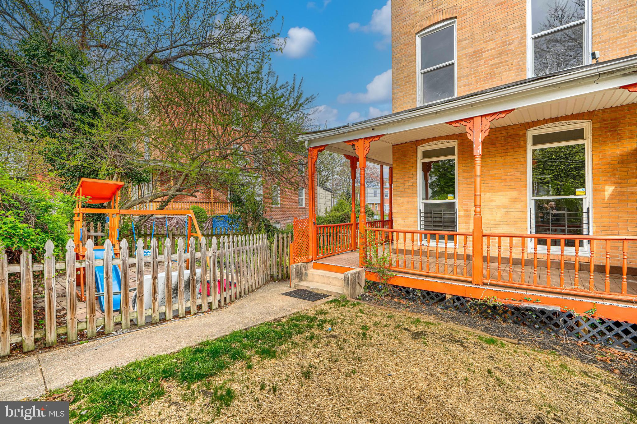 UPLANDS - Residential