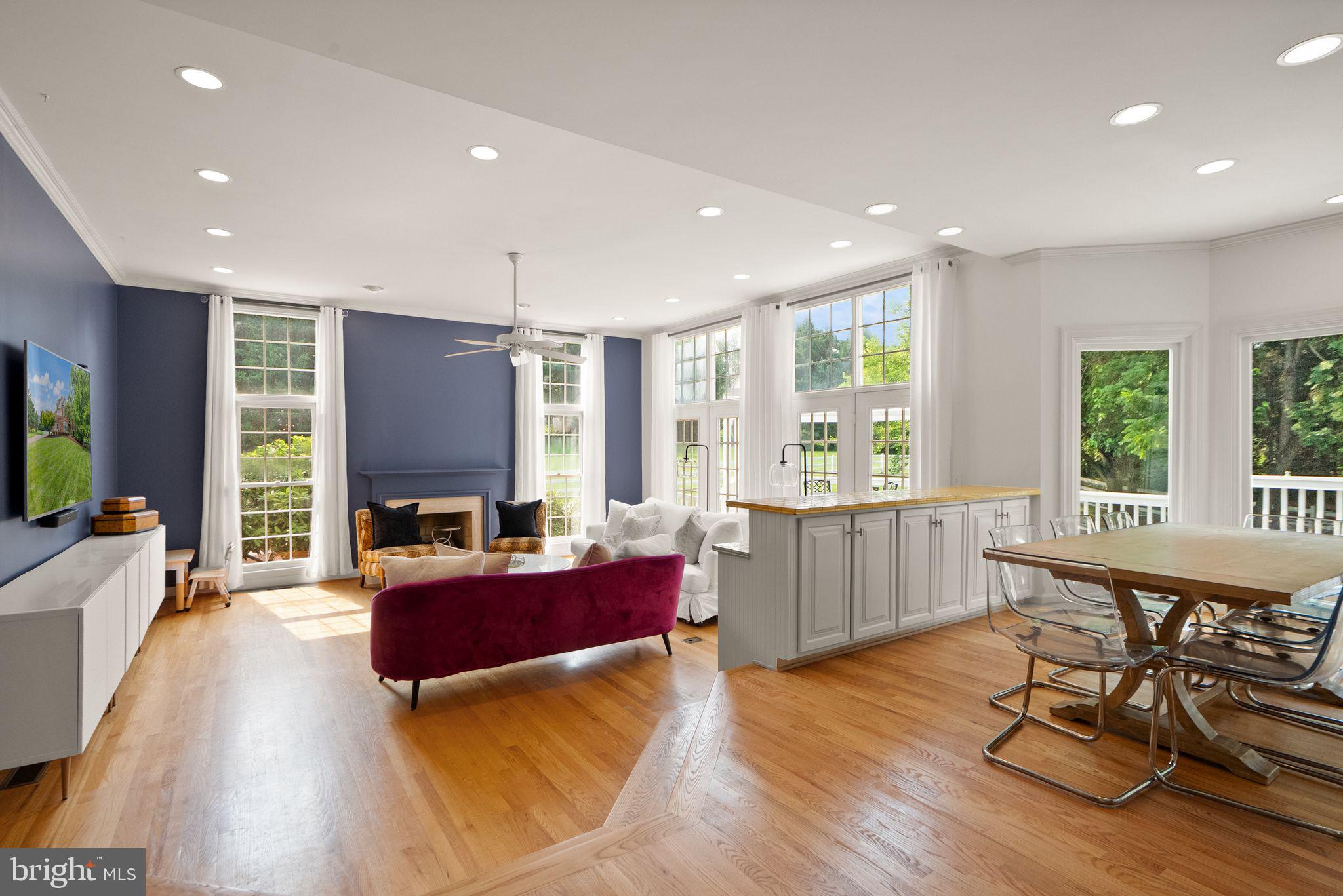 PINEY RUN MEADOW - Residential