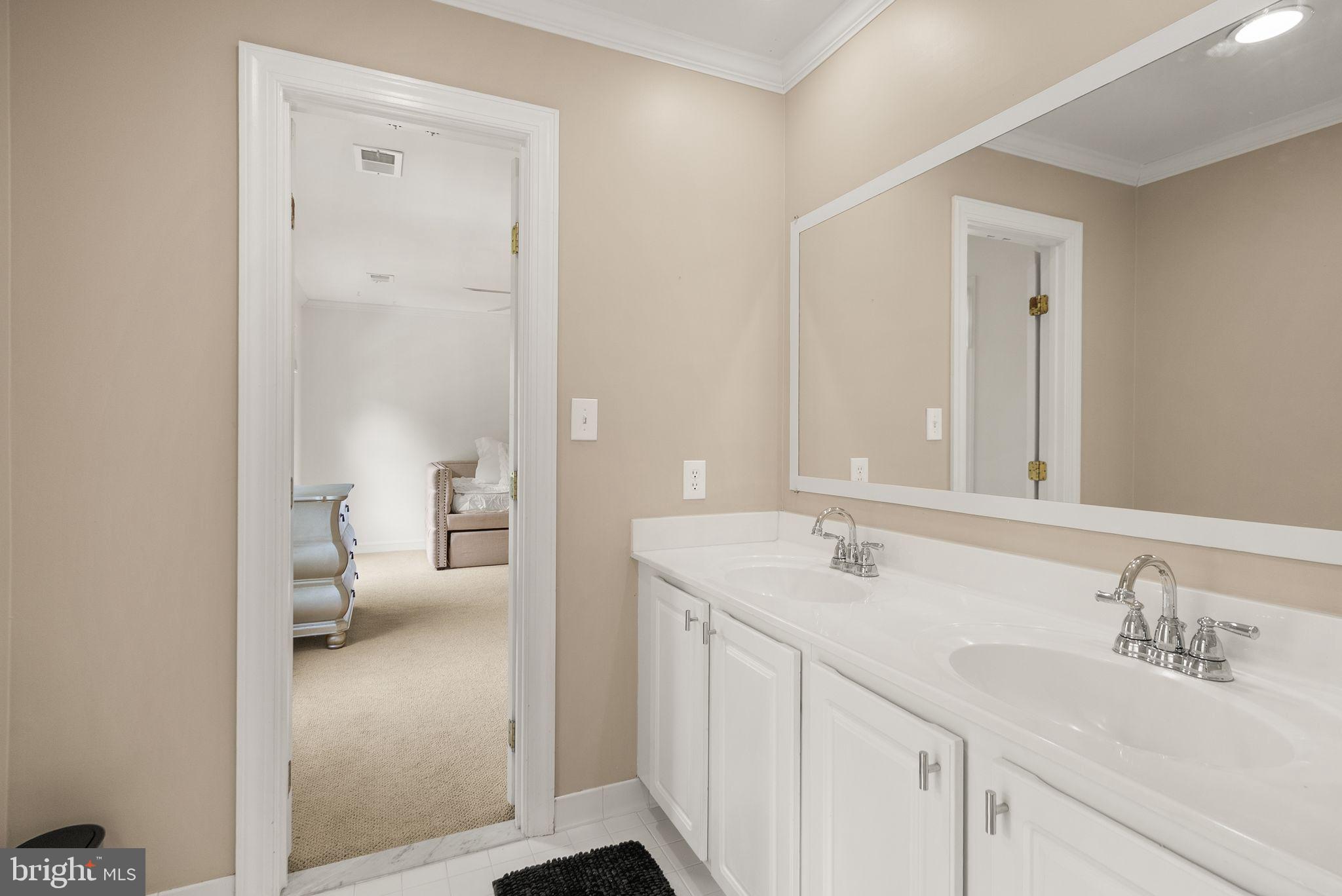 PINEY RUN MEADOW - Residential