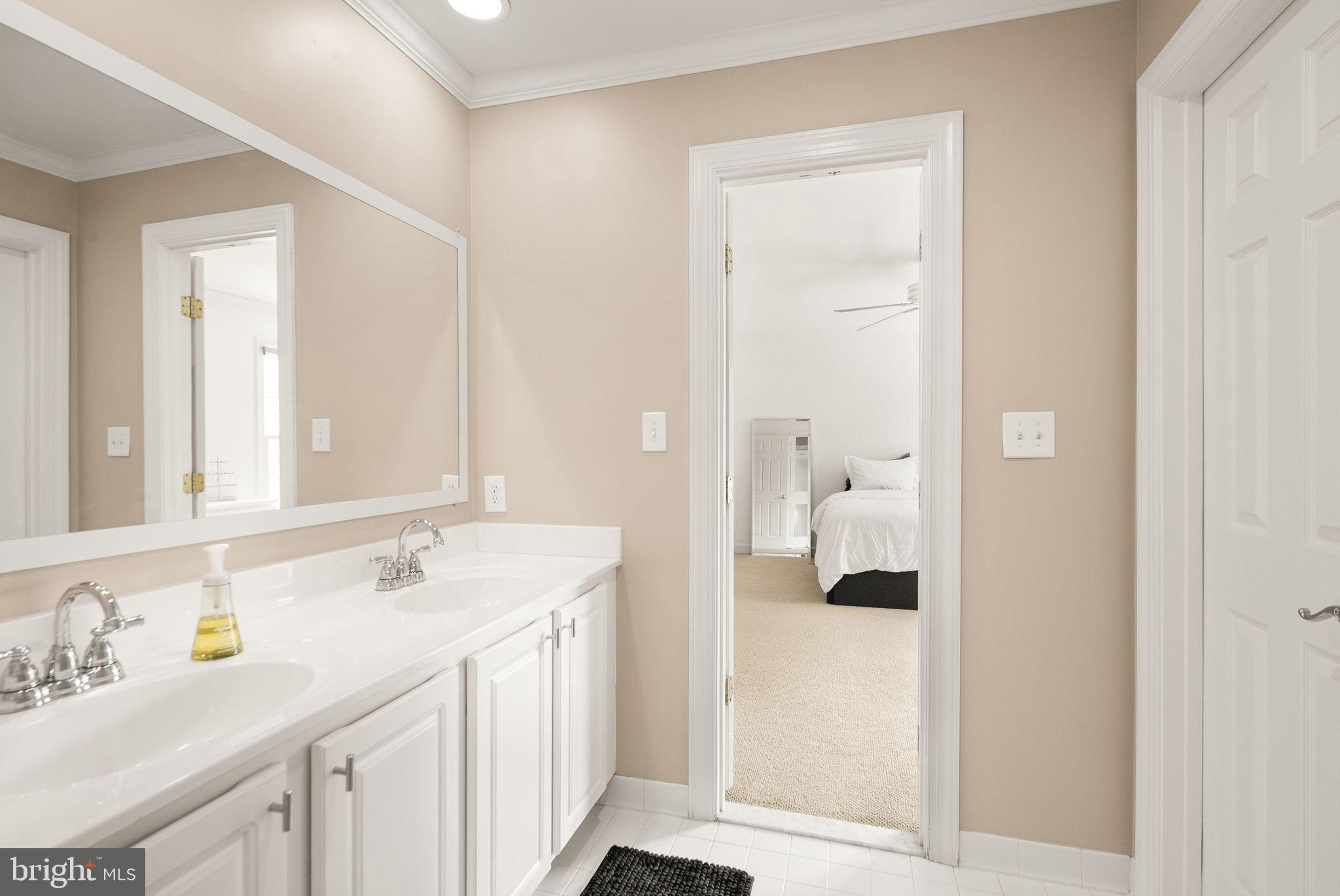PINEY RUN MEADOW - Residential