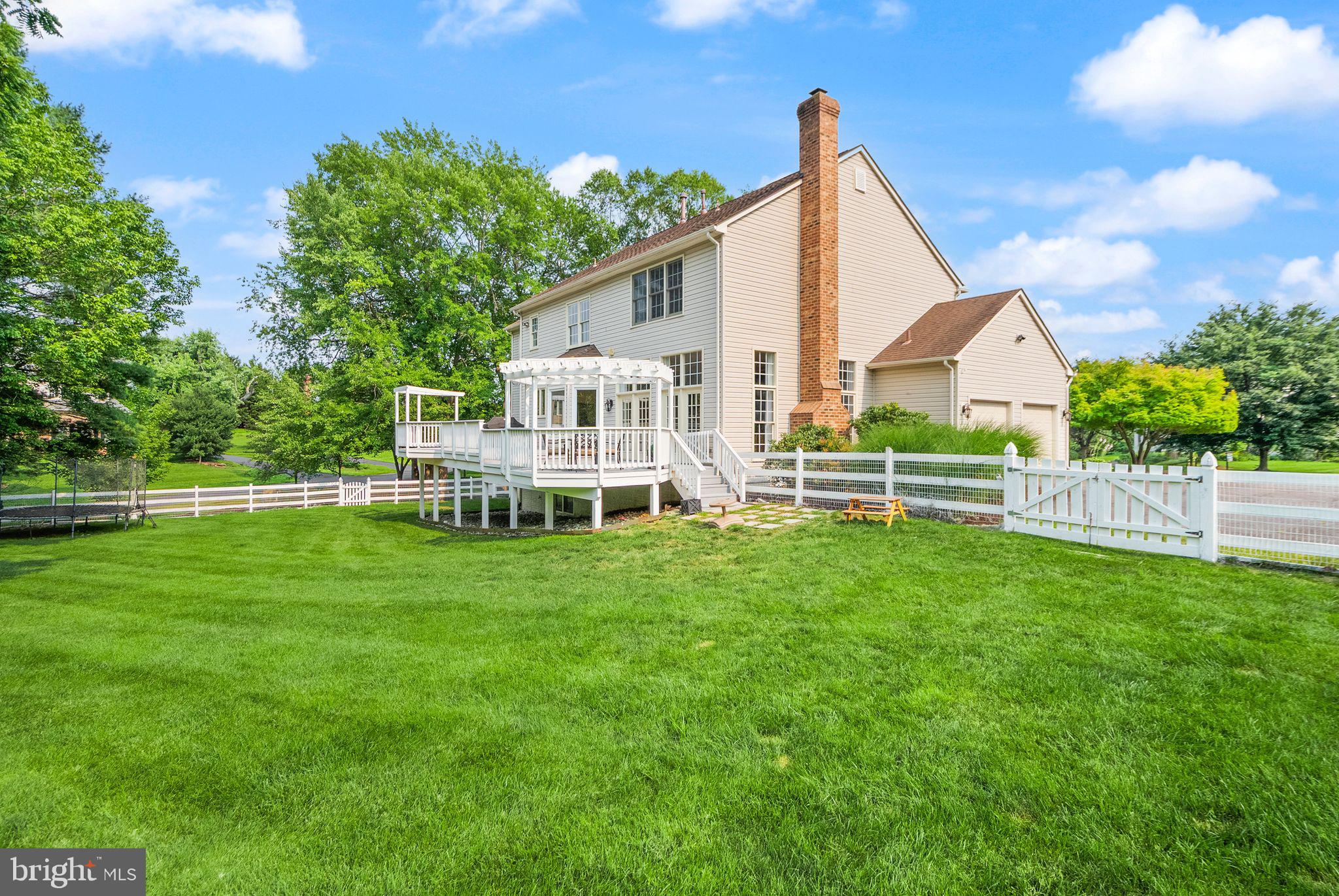 PINEY RUN MEADOW - Residential
