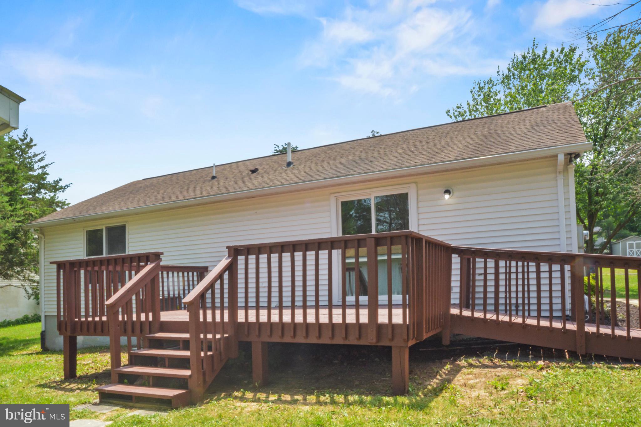 HENSEL STONE WOODS - Residential