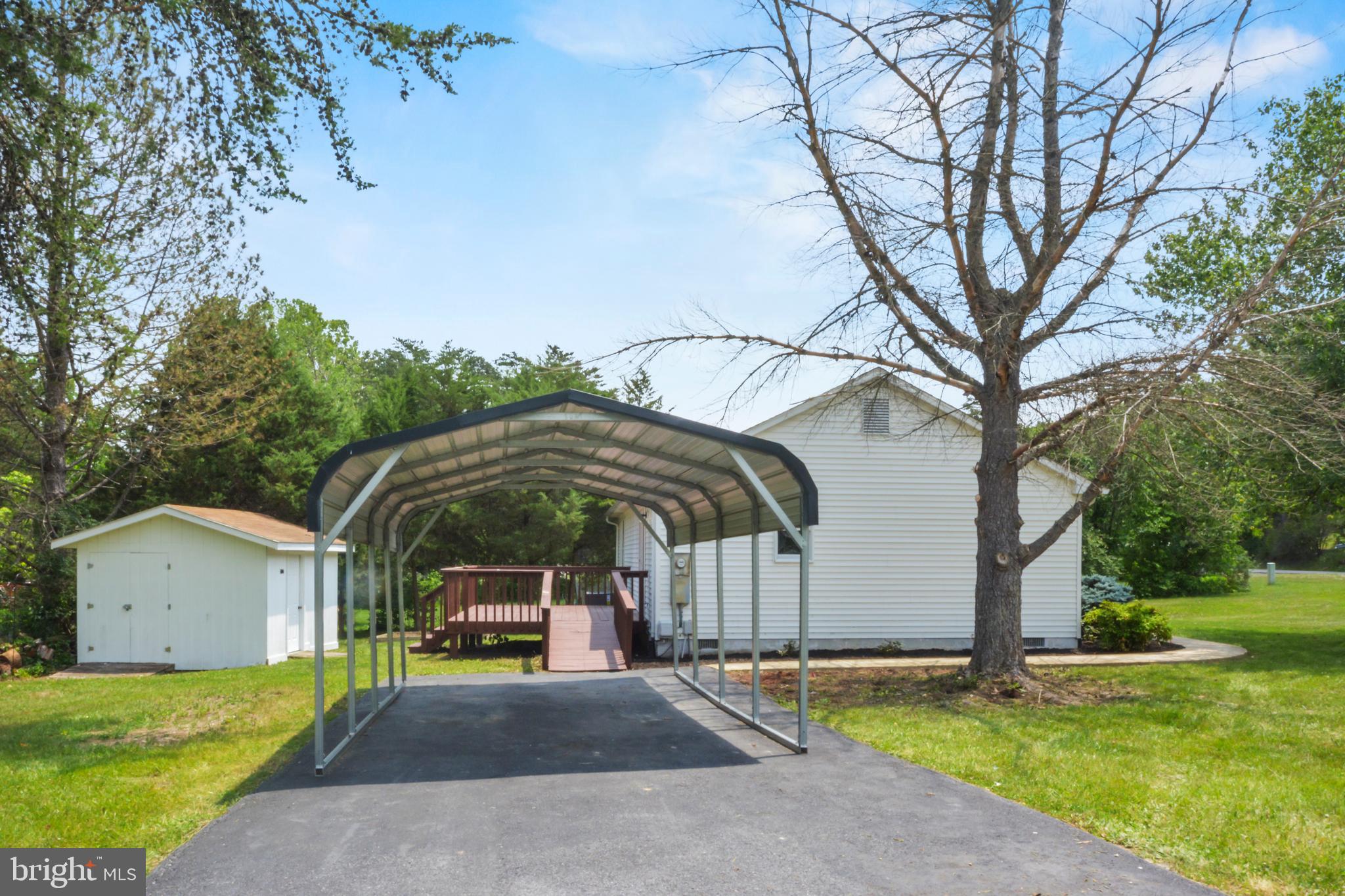 HENSEL STONE WOODS - Residential