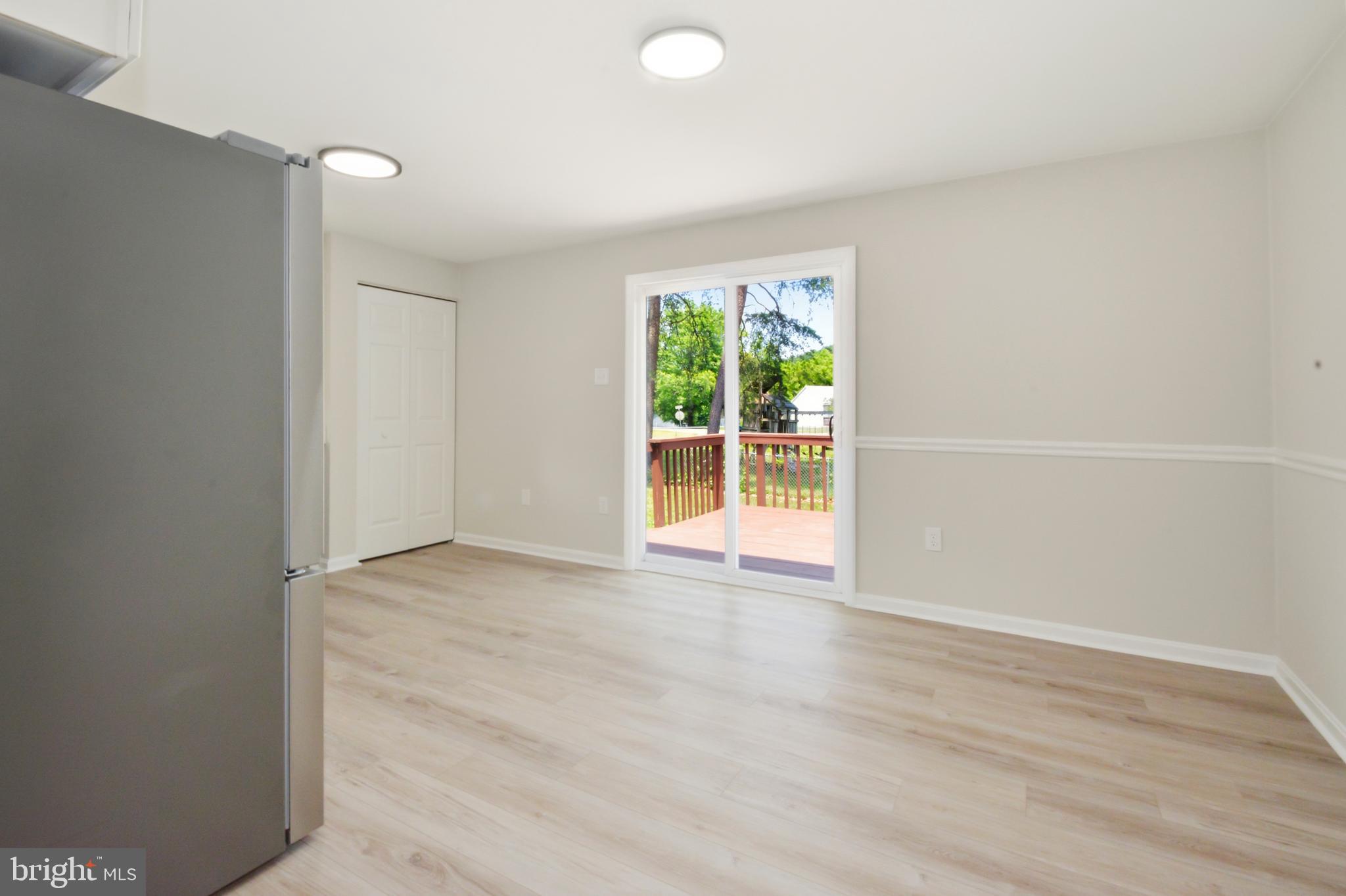 HENSEL STONE WOODS - Residential