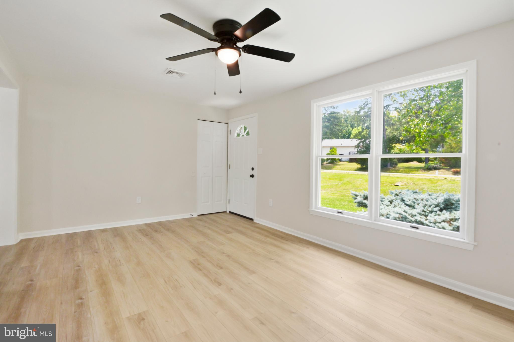HENSEL STONE WOODS - Residential