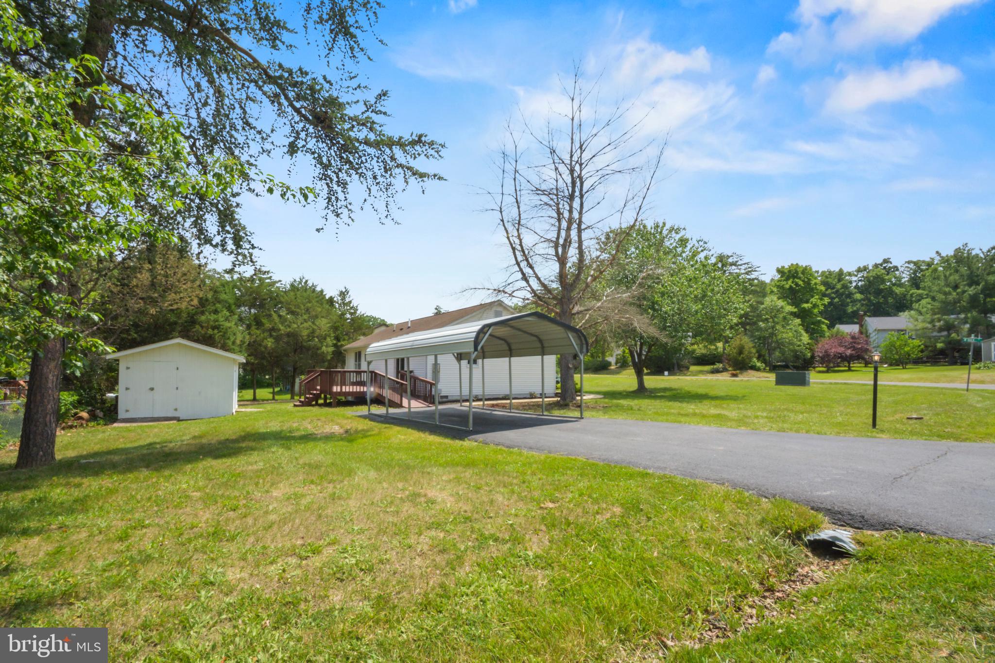 HENSEL STONE WOODS - Residential