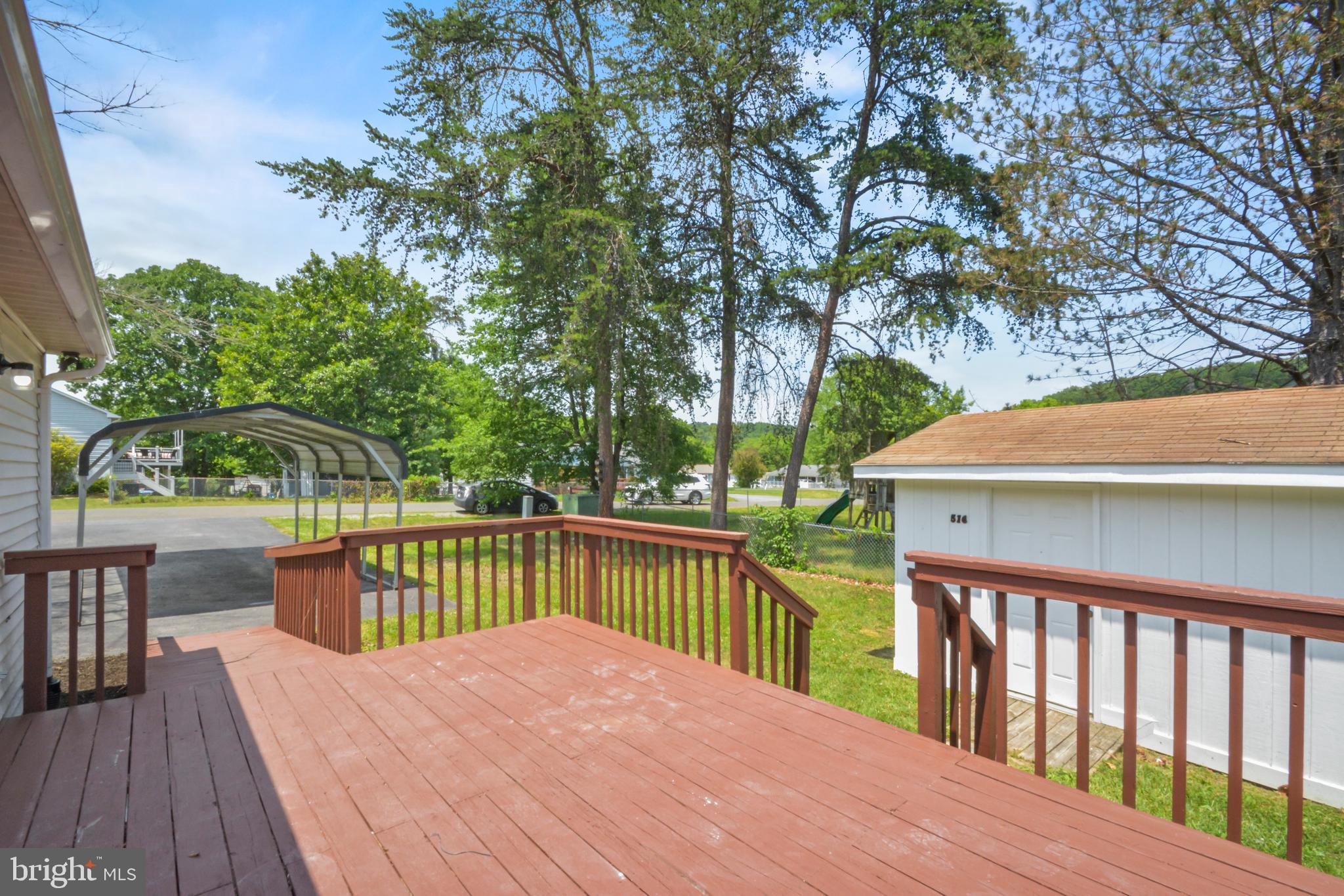HENSEL STONE WOODS - Residential