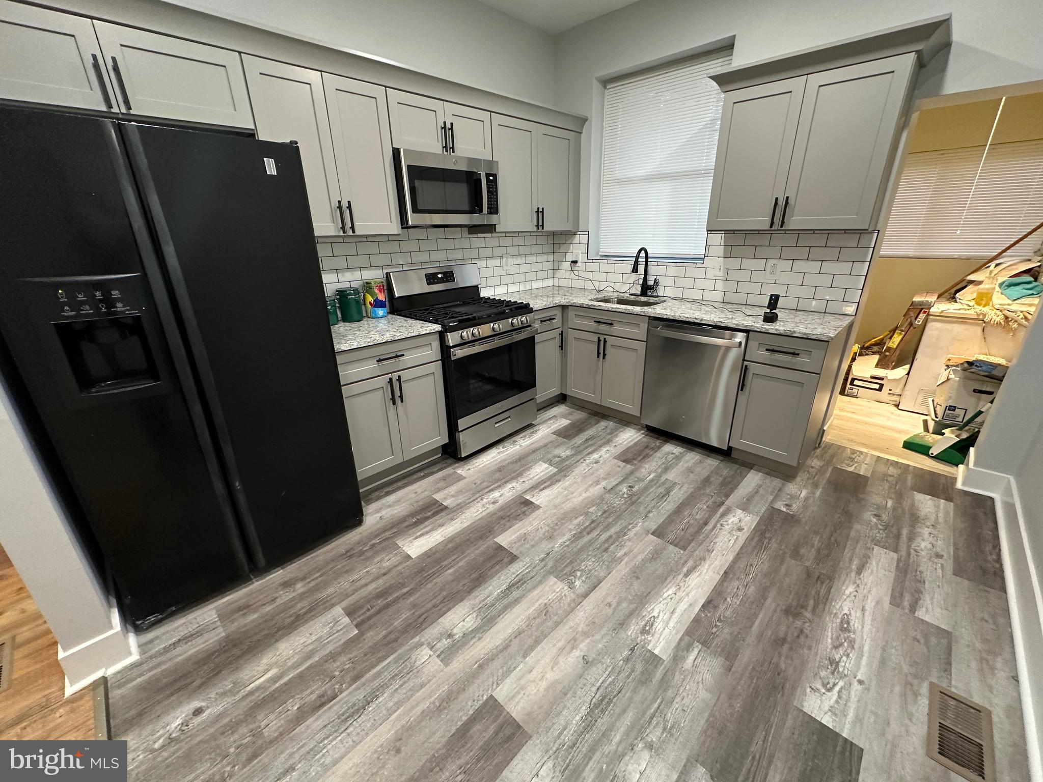 PHILADELPHIA - Residential