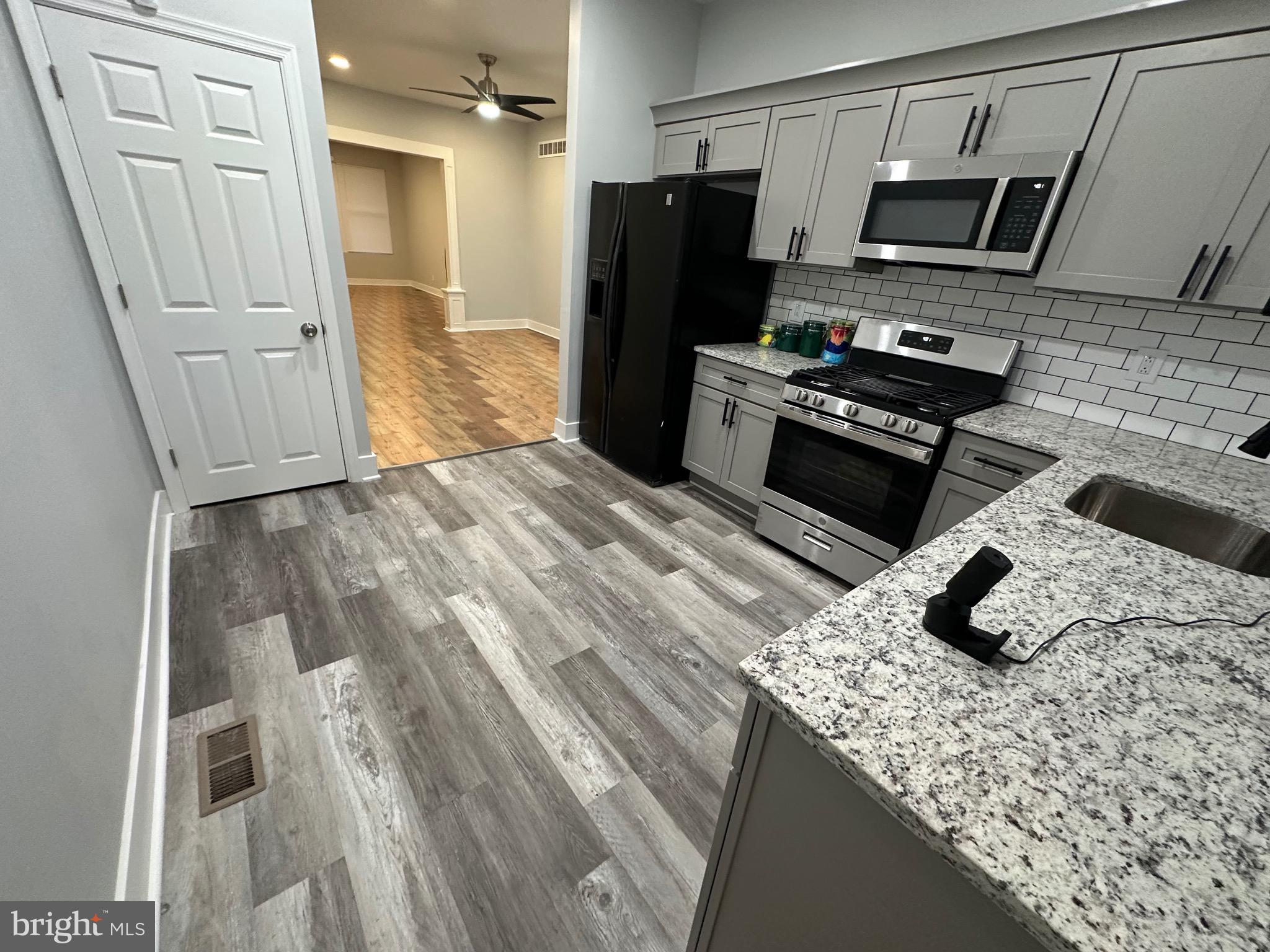 PHILADELPHIA - Residential