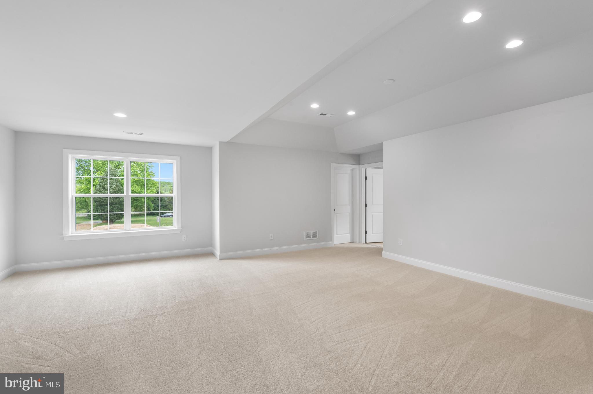 ARDEN RESERVE - Residential