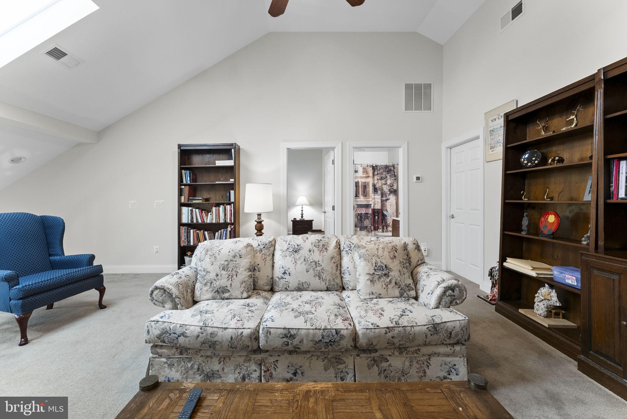 REGENCY AT DOMINION VALLEY - Residential