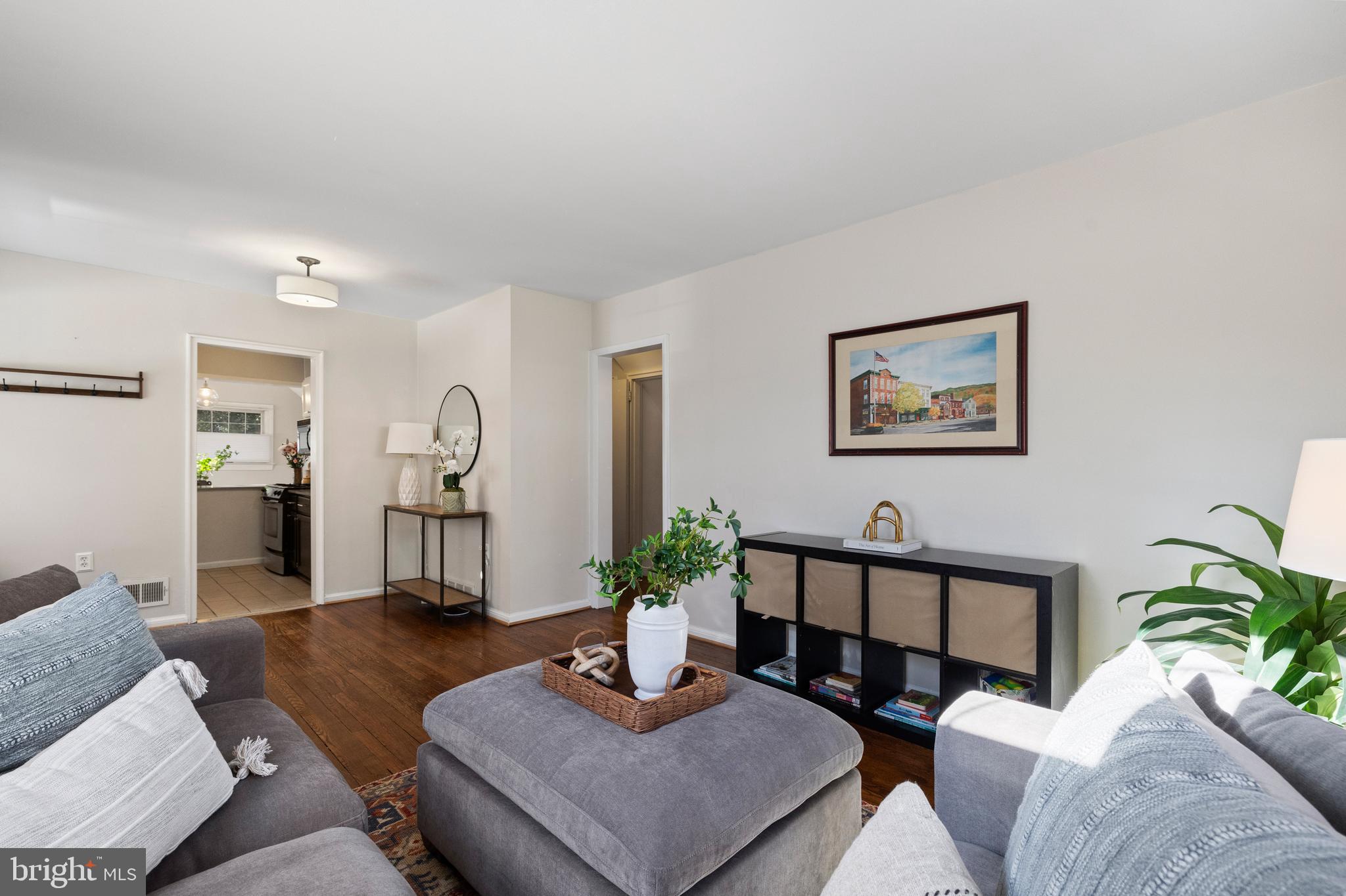 TYLER PARK - Residential