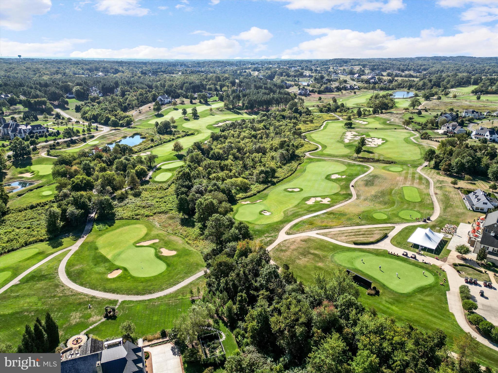 CREIGHTON FARMS - Residential