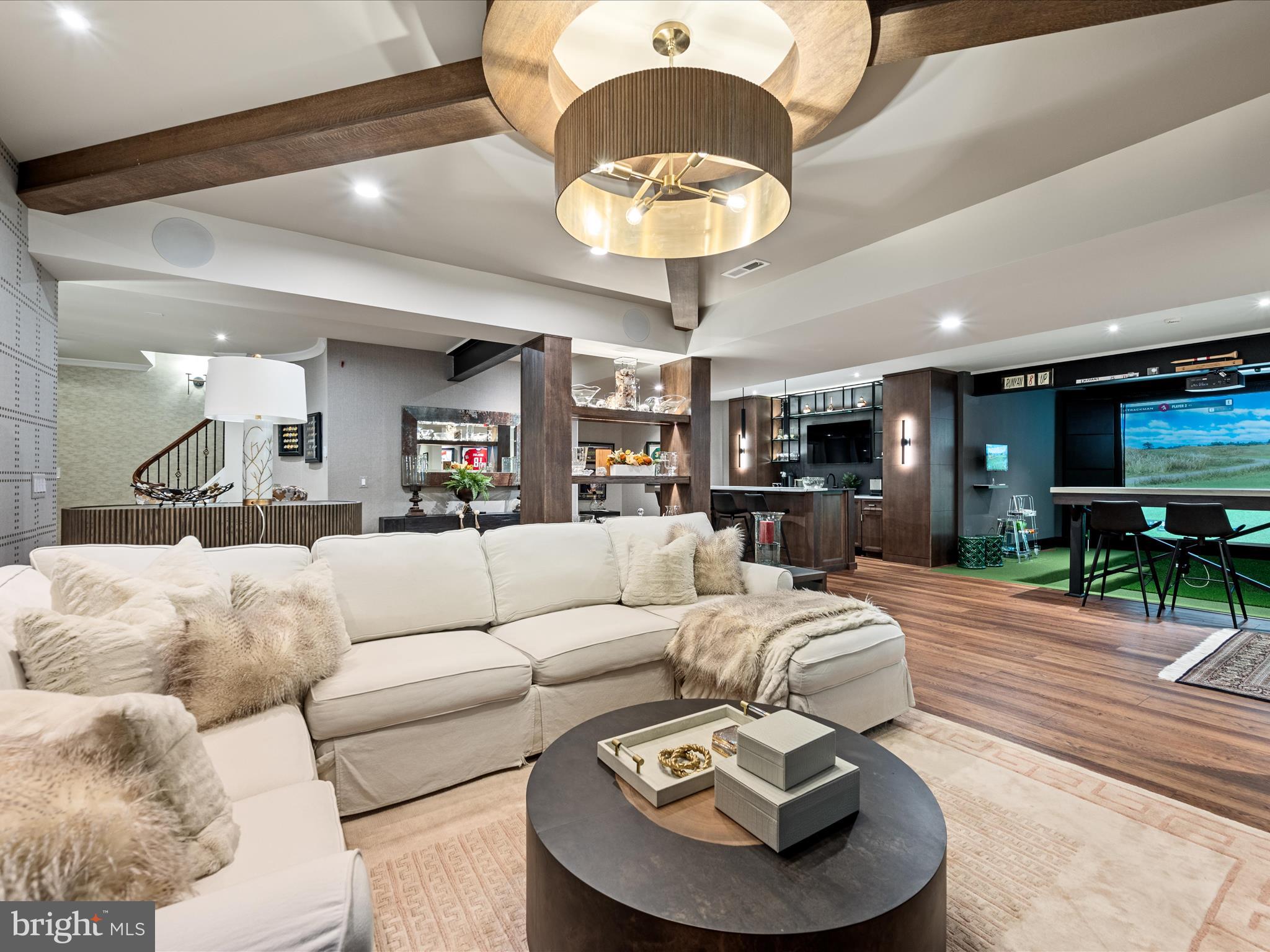 CREIGHTON FARMS - Residential