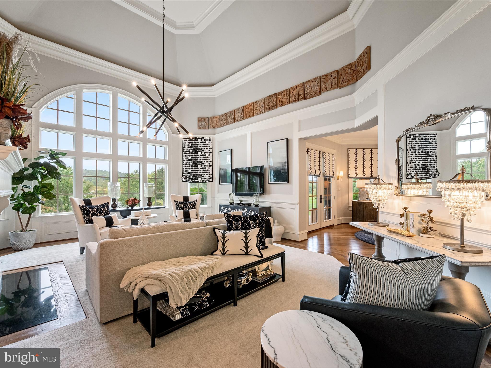 CREIGHTON FARMS - Residential
