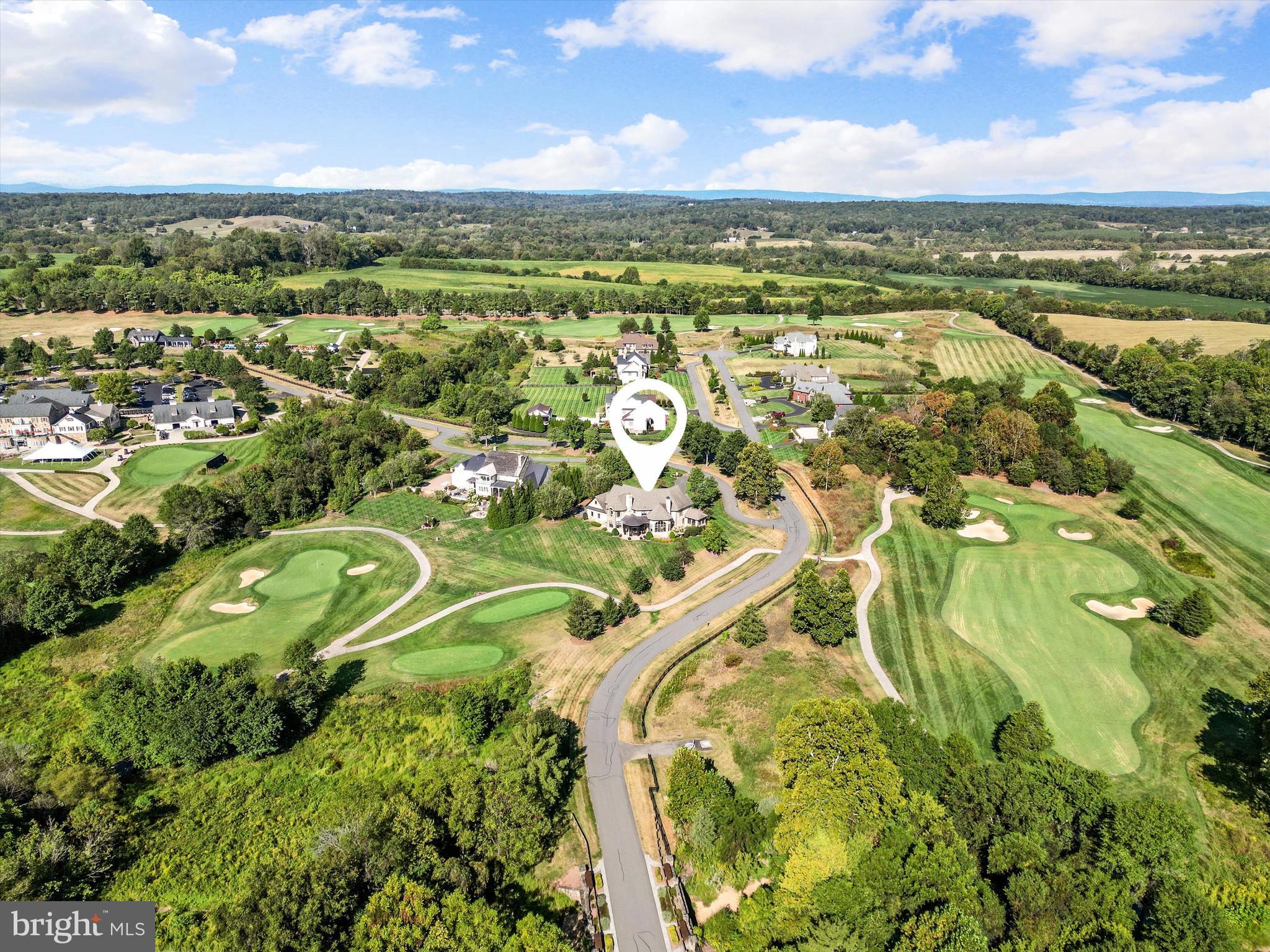 CREIGHTON FARMS - Residential