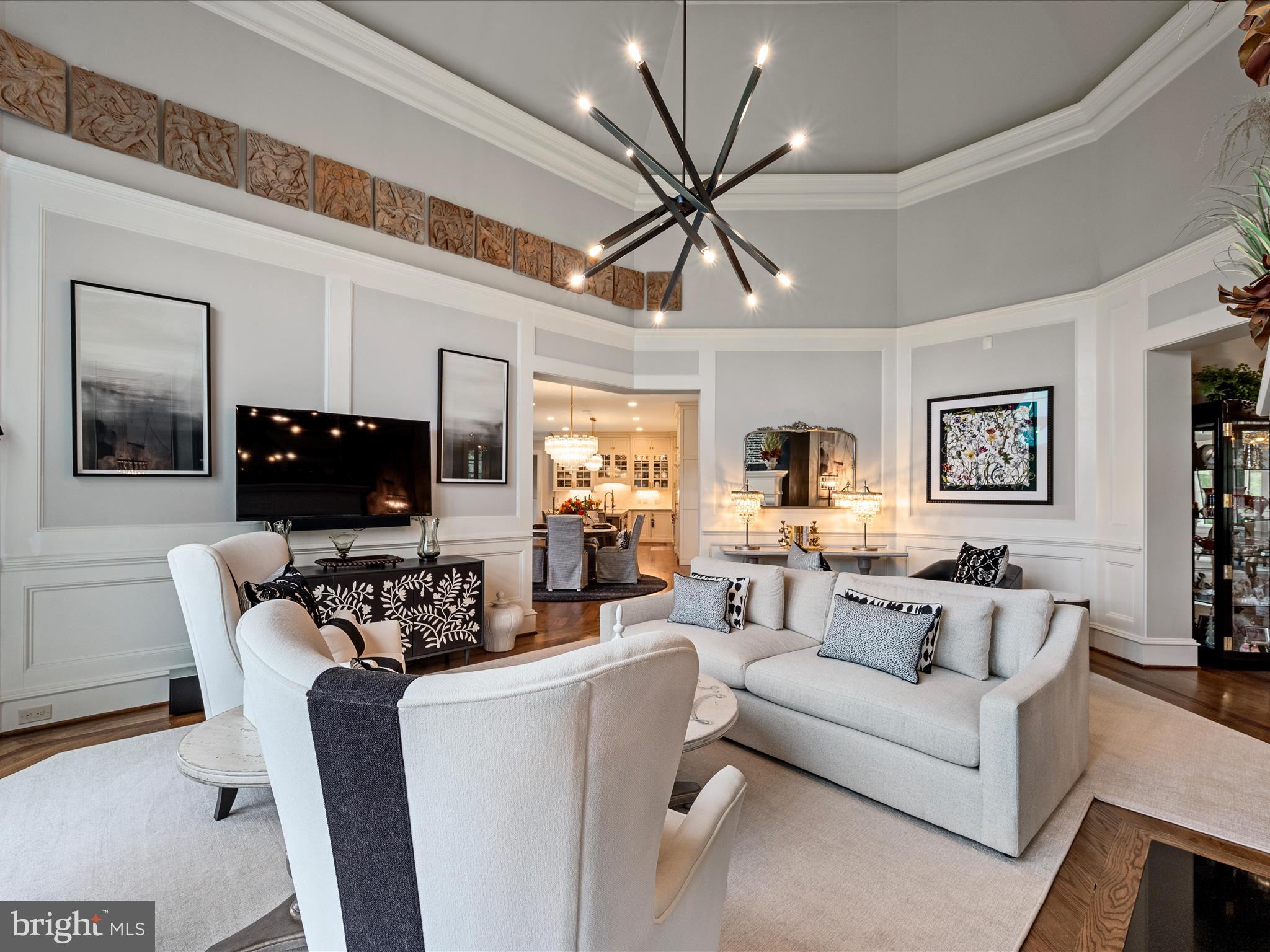 CREIGHTON FARMS - Residential