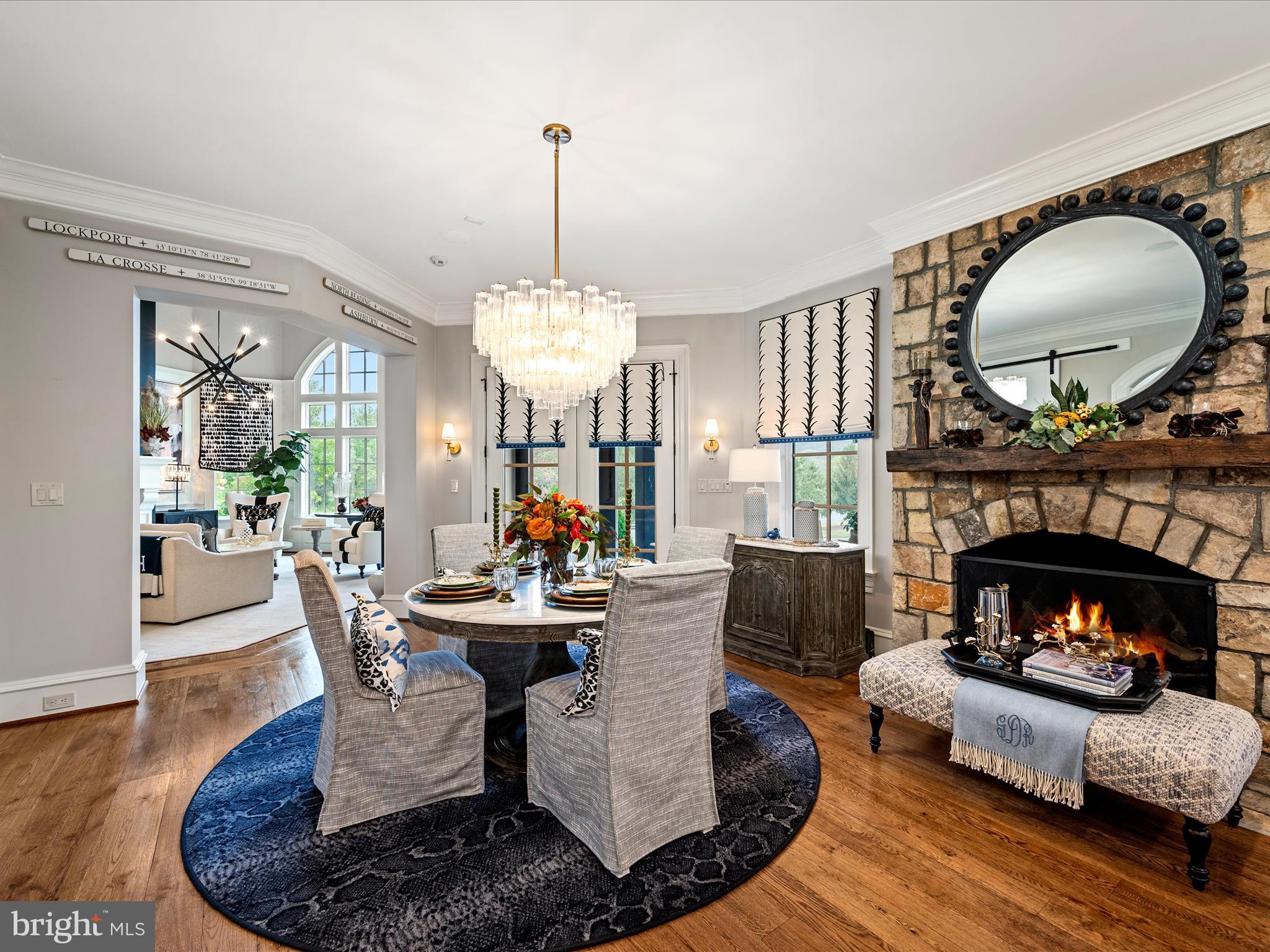 CREIGHTON FARMS - Residential