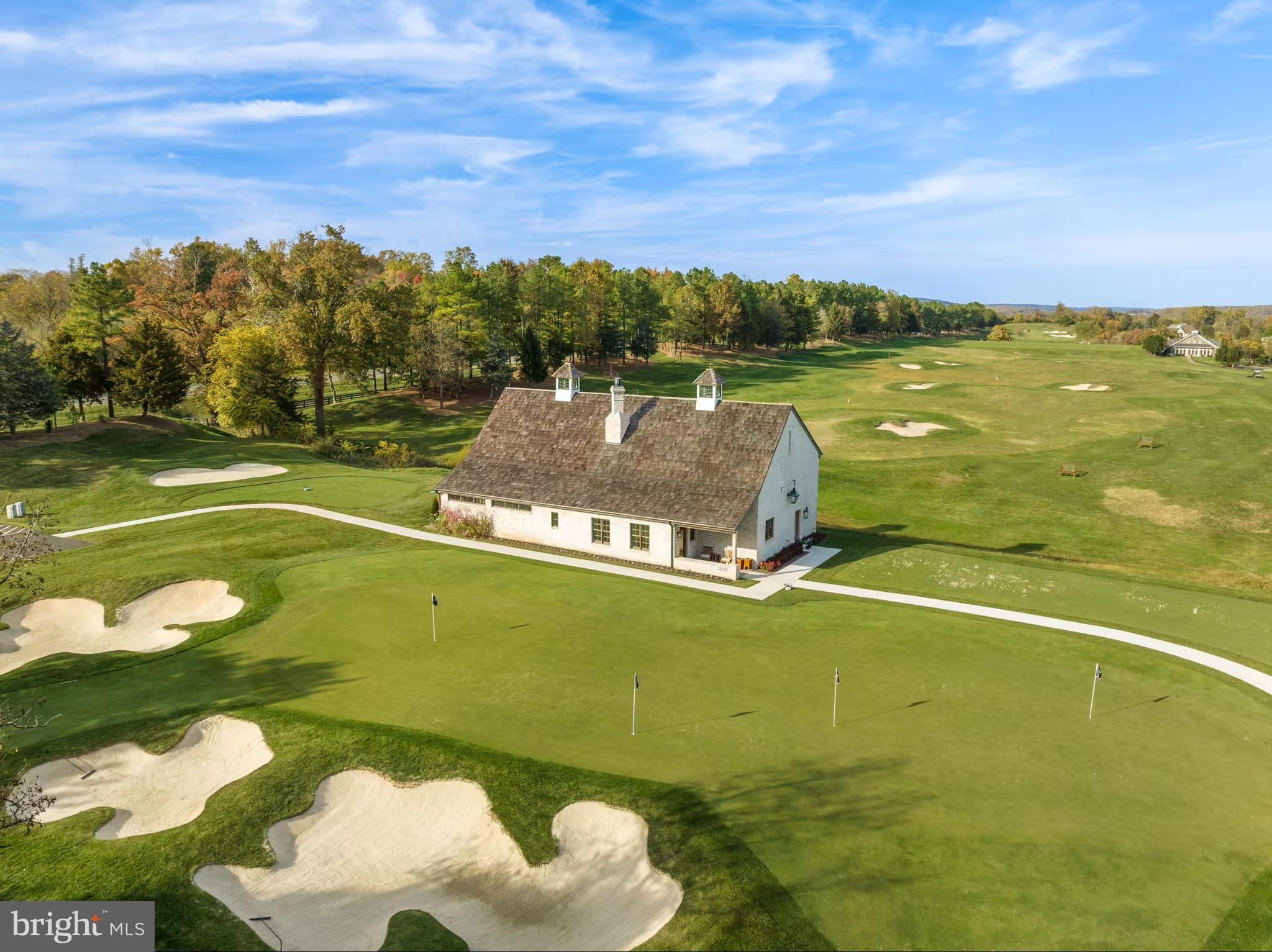 CREIGHTON FARMS - Residential
