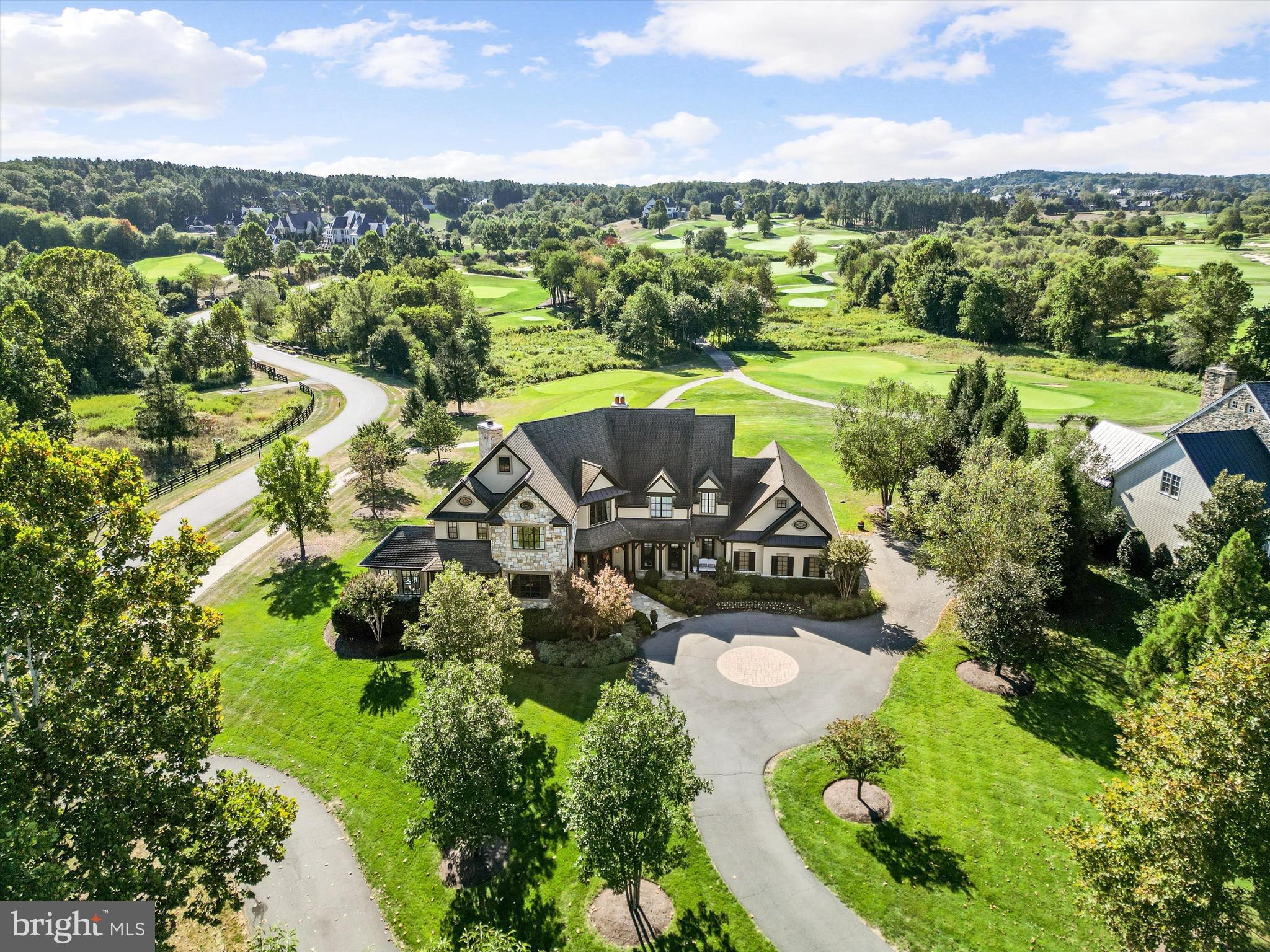 CREIGHTON FARMS - Residential
