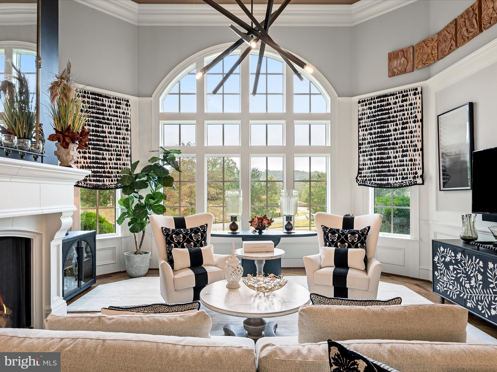 CREIGHTON FARMS - Residential