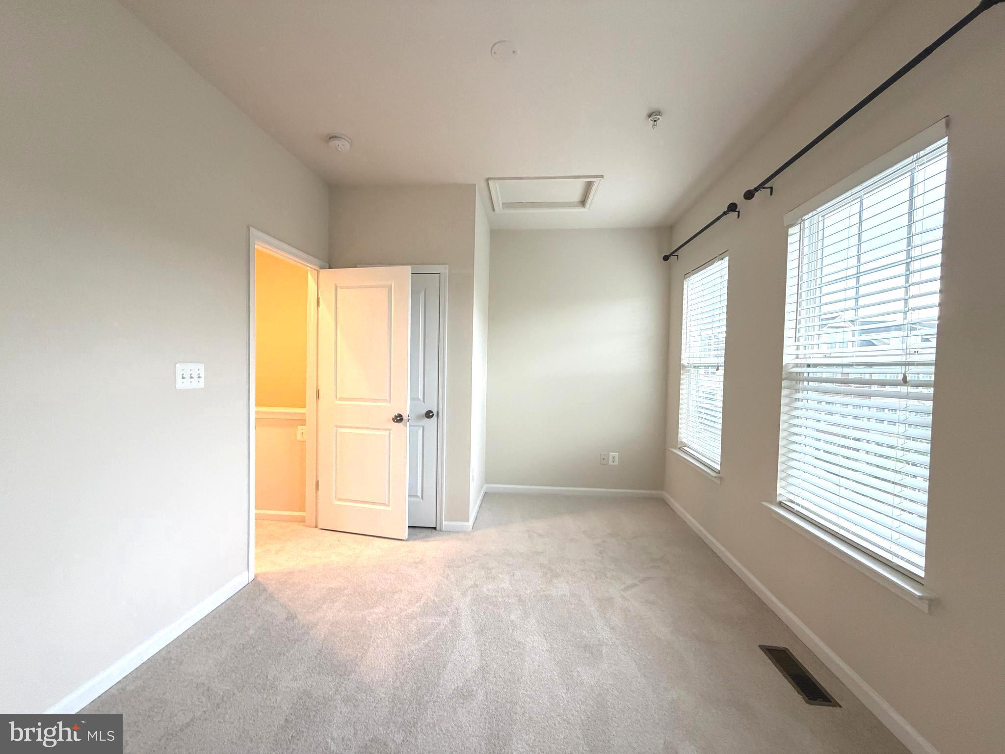 GALLERY PARK - Residential