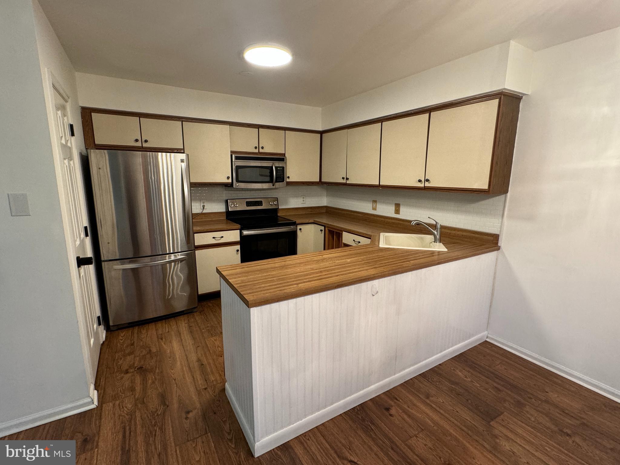 TROTTERS LEA - Residential