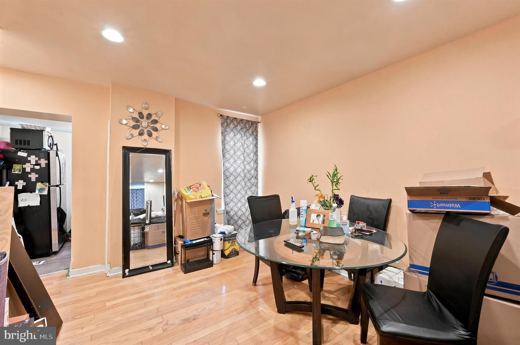 SPRUCE HILL - Residential