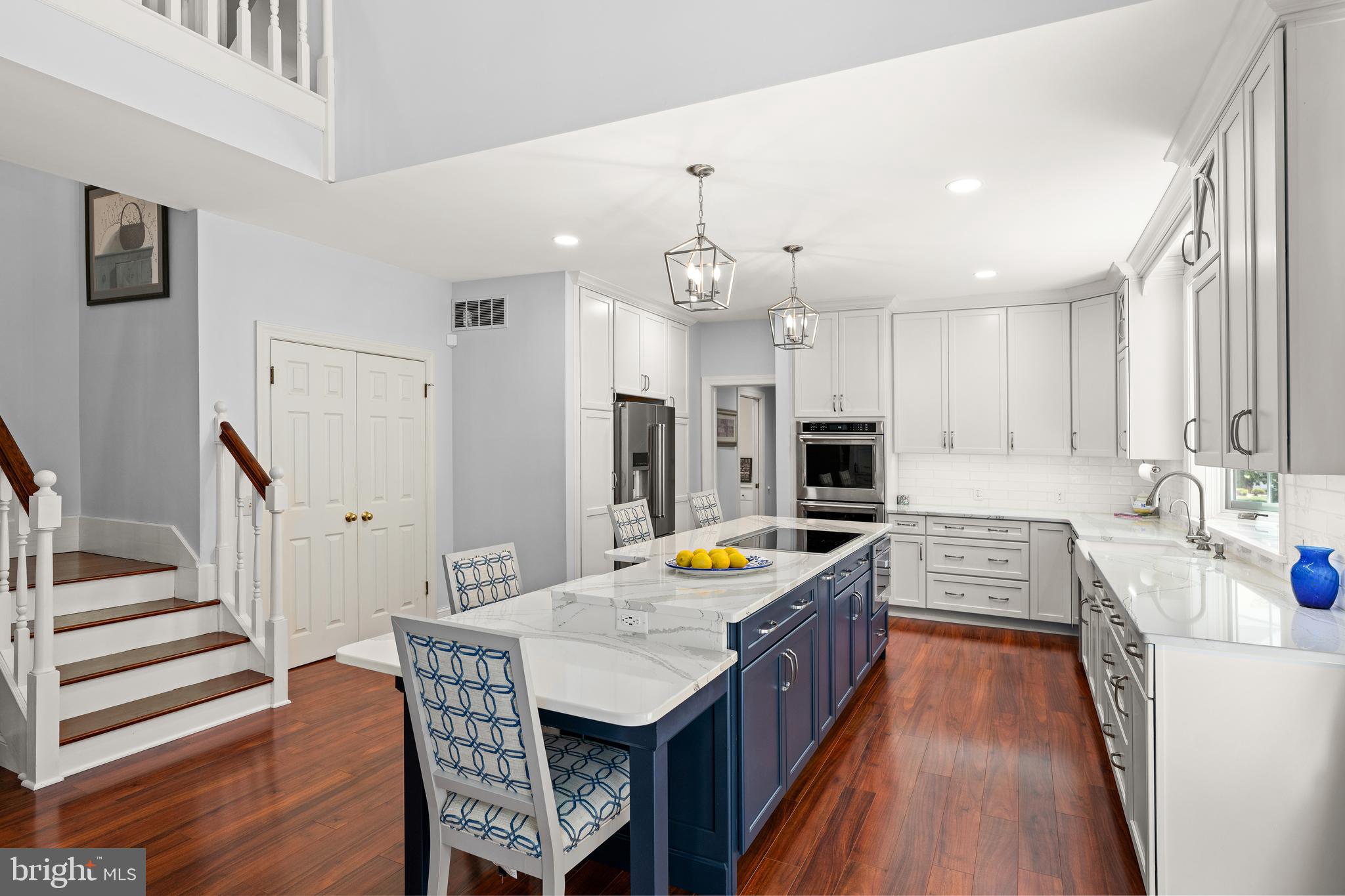 LAKELAWN ESTATES - Residential