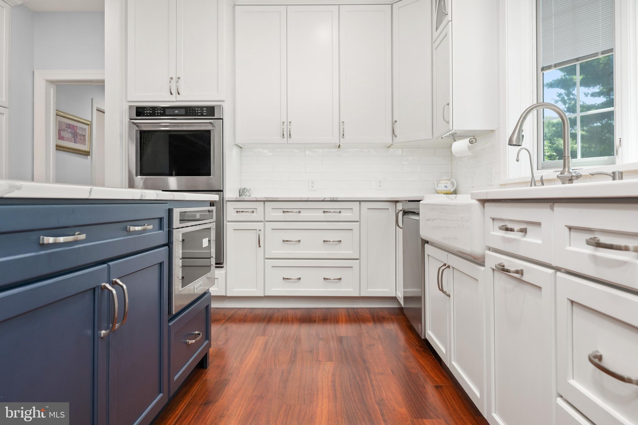 LAKELAWN ESTATES - Residential