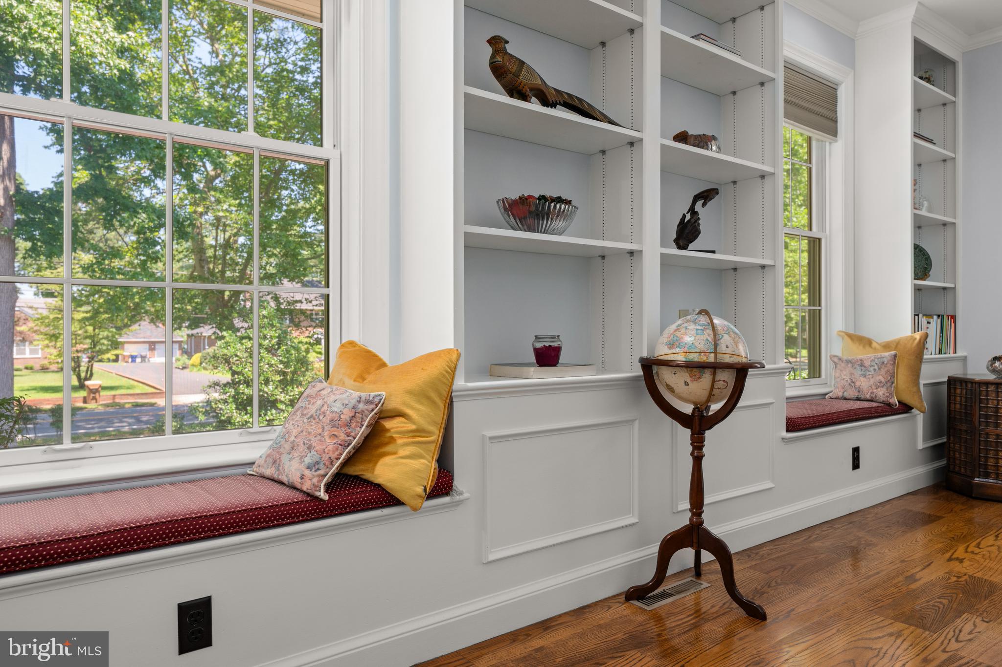 LAKELAWN ESTATES - Residential