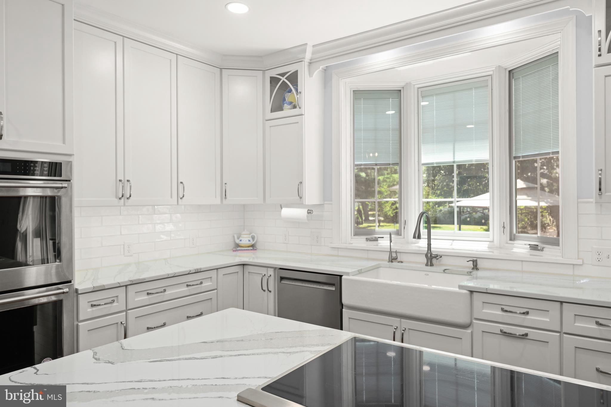 LAKELAWN ESTATES - Residential