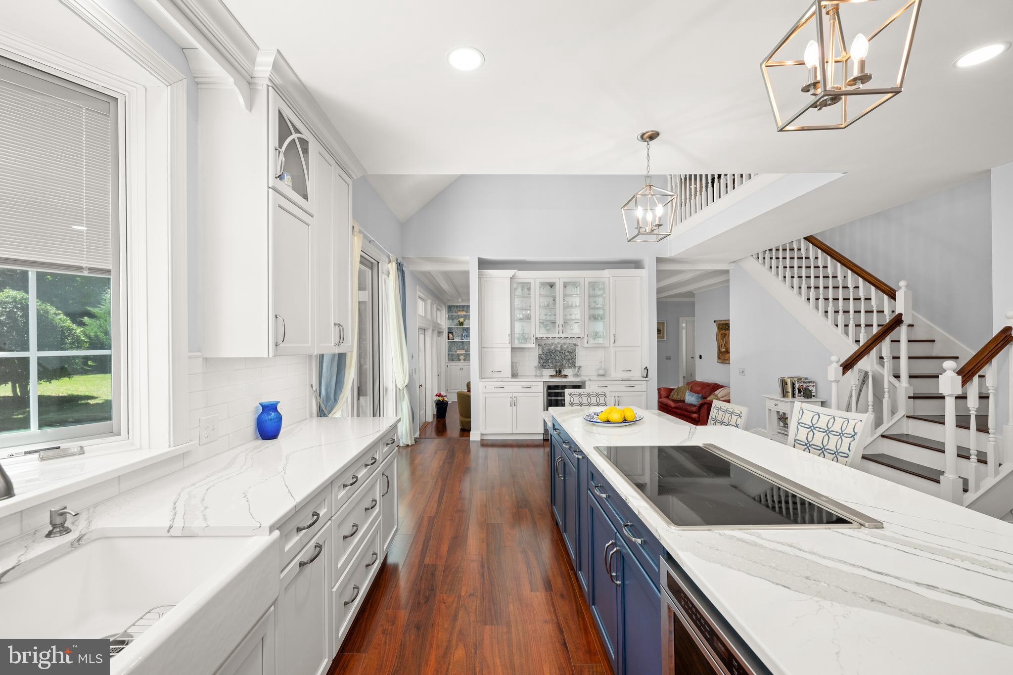 LAKELAWN ESTATES - Residential