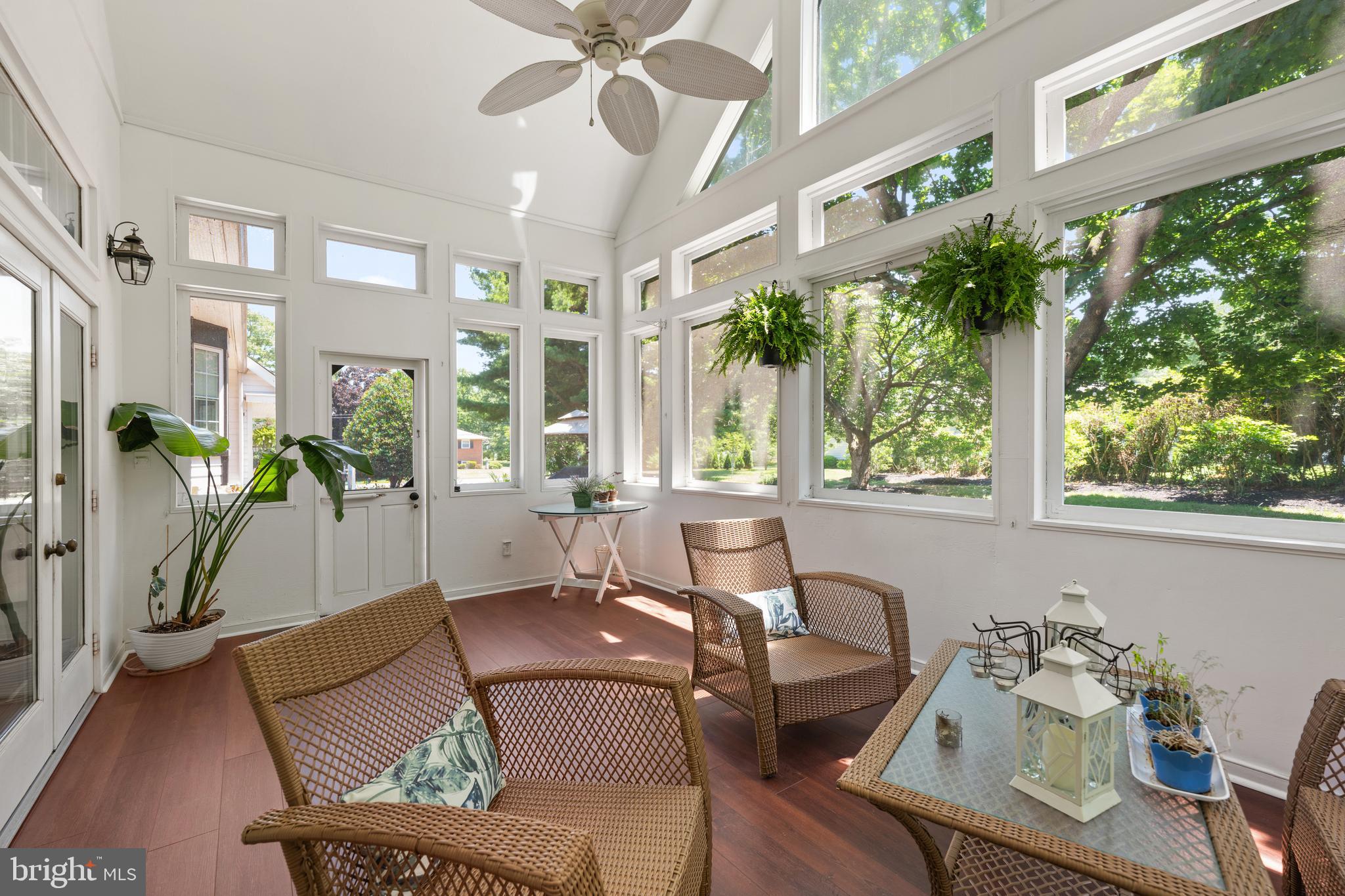 LAKELAWN ESTATES - Residential