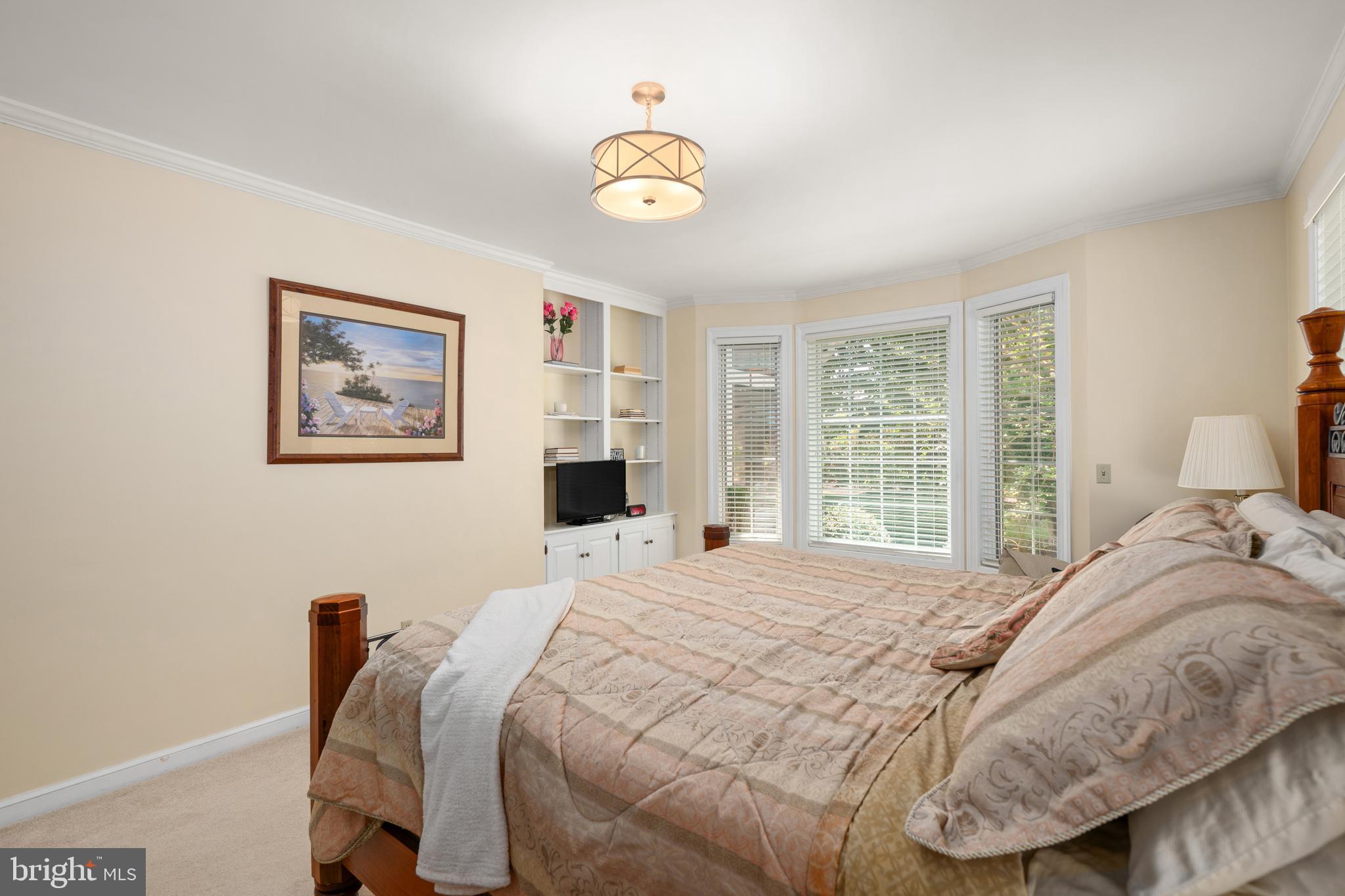 LAKELAWN ESTATES - Residential