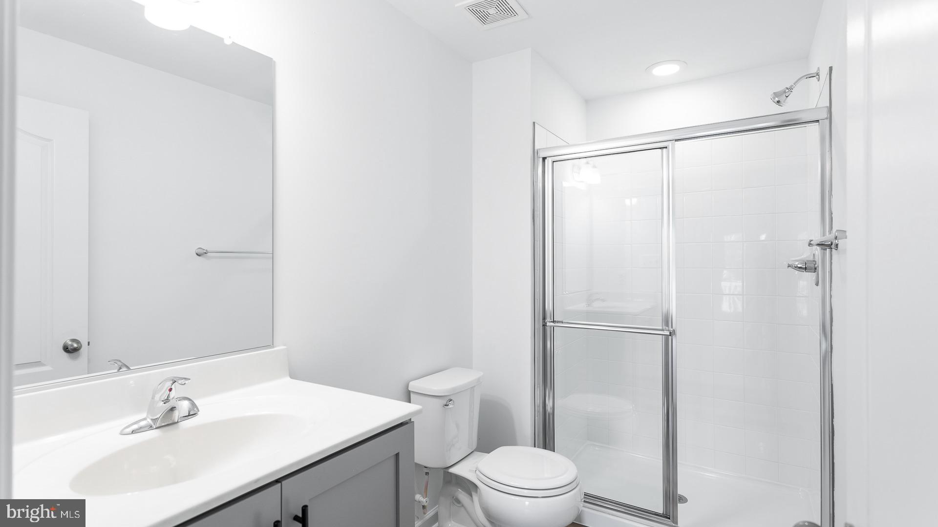 KING'S CROSSING - Residential