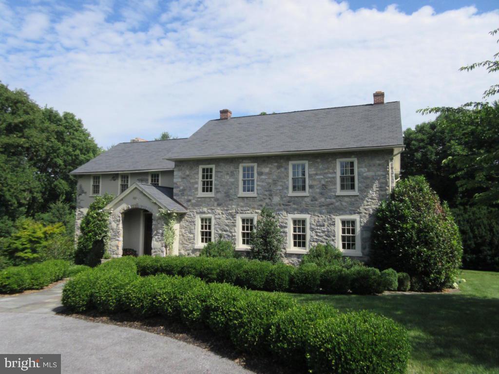 LANCASTER COUNTRY CLUB - Residential